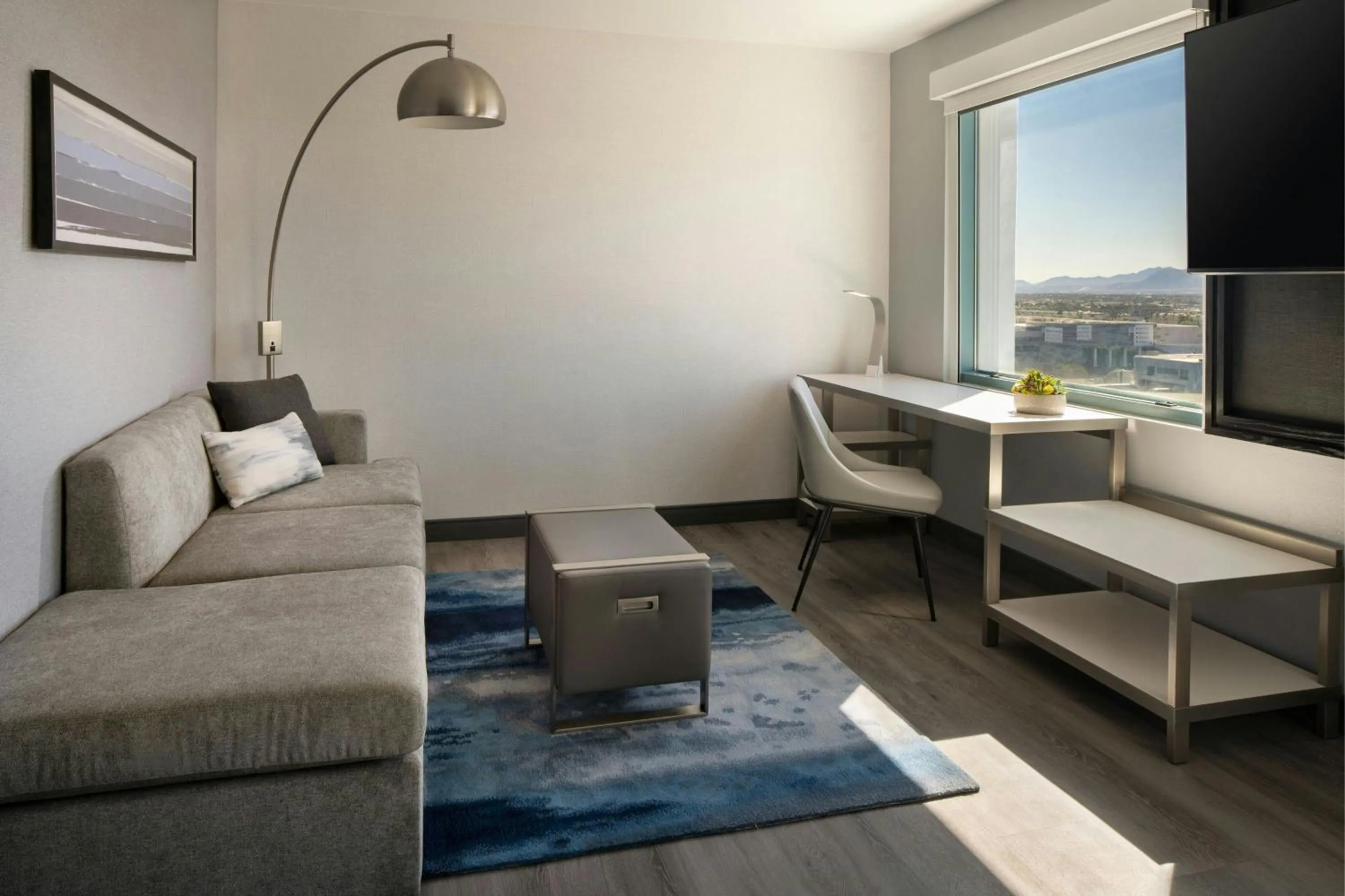 Photo of the whole room in Las Vegas Marriott