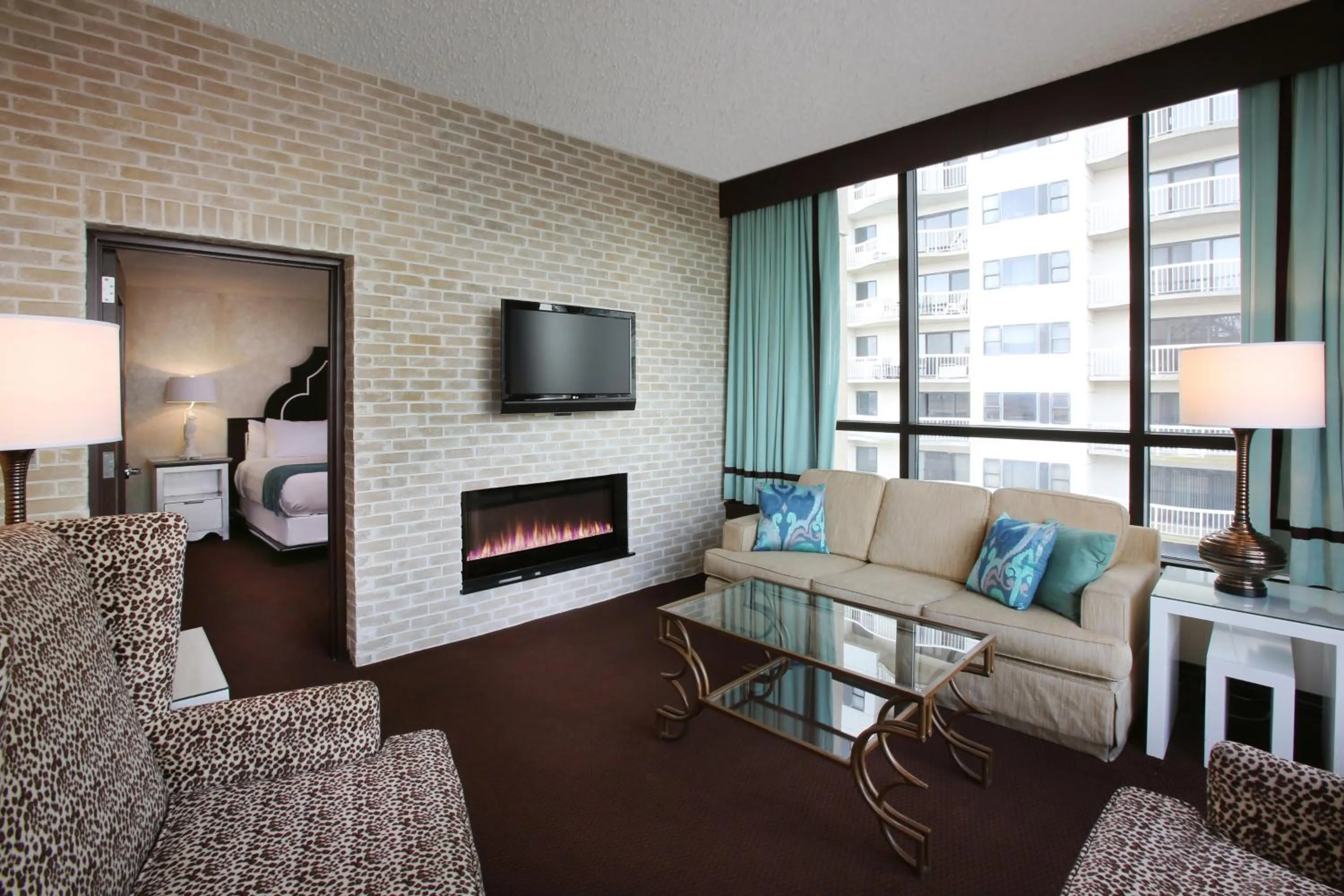 Living room in Tropicana Atlantic City, A Caesars Destination