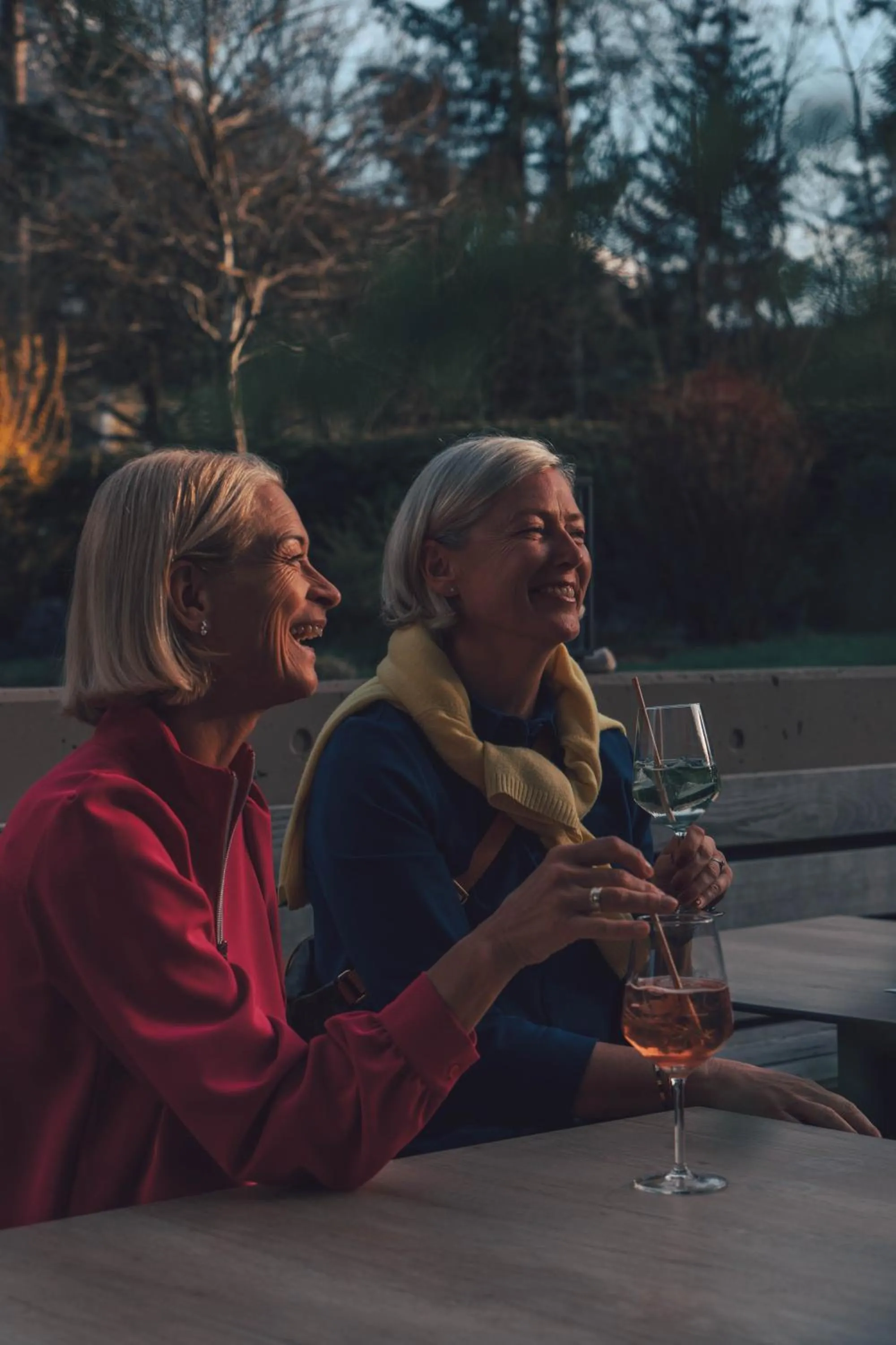 People in Bergrose Hideaway