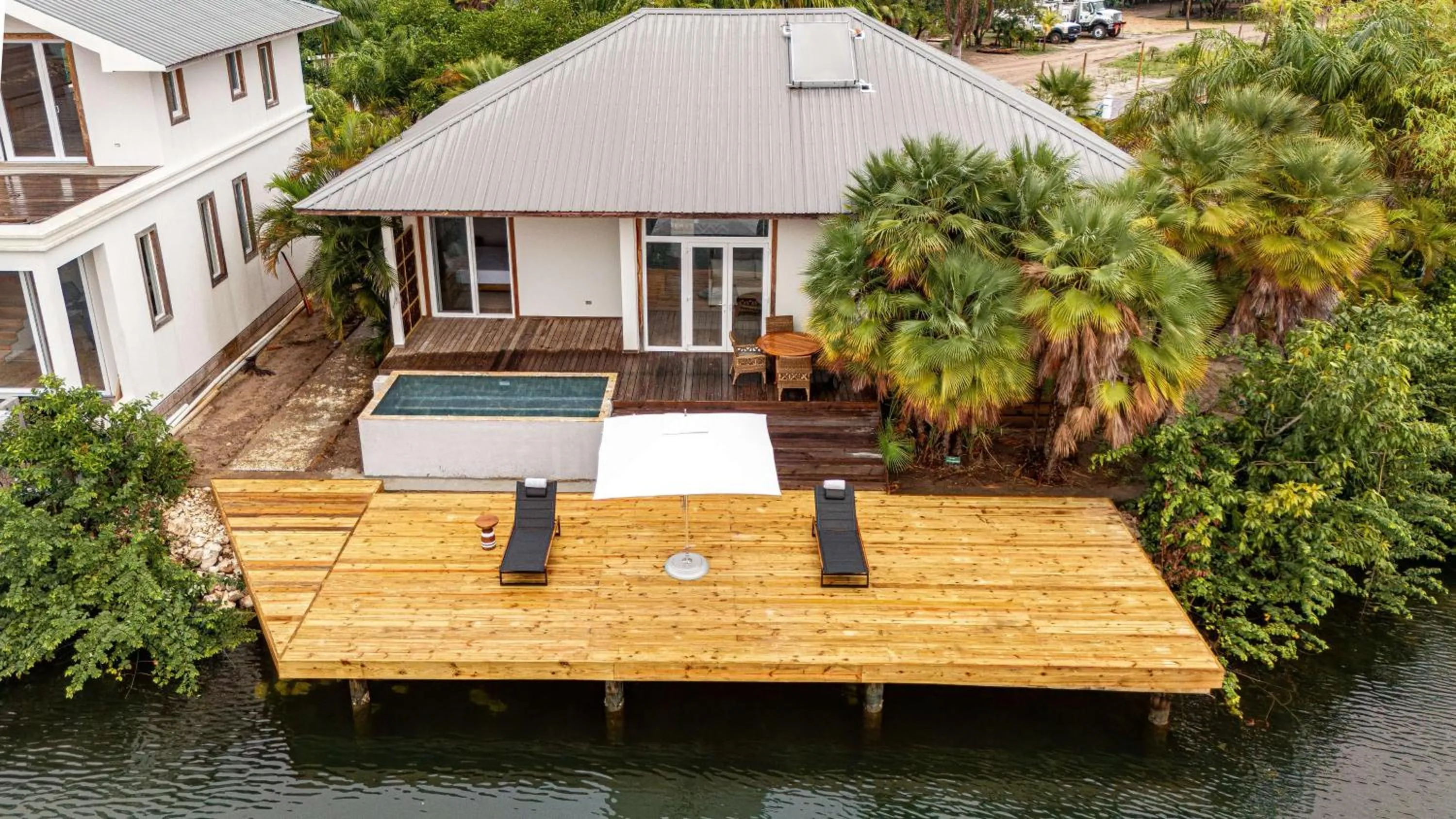 Property building in Itz'ana Resort & Residences