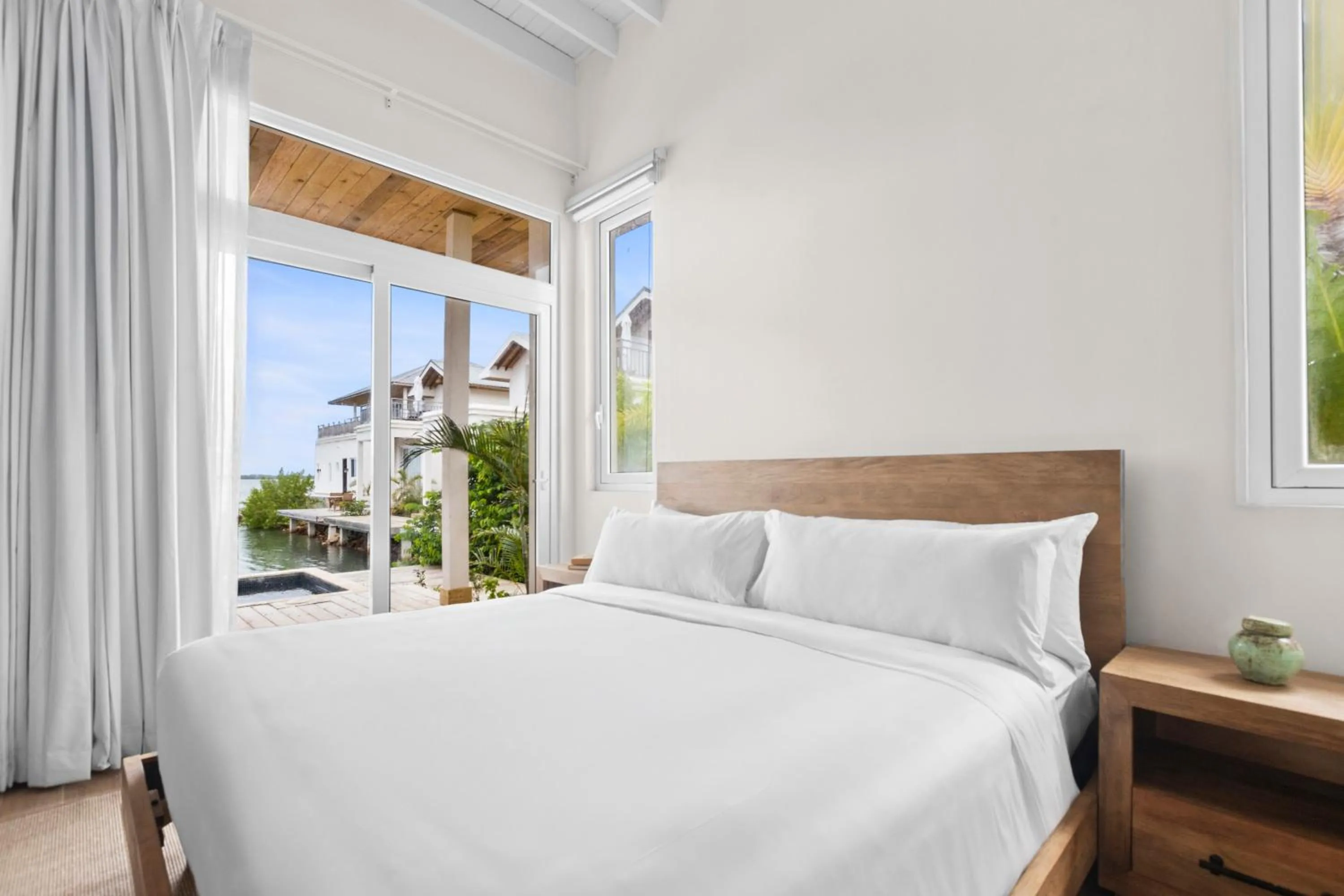 Bed in Itz'ana Resort & Residences