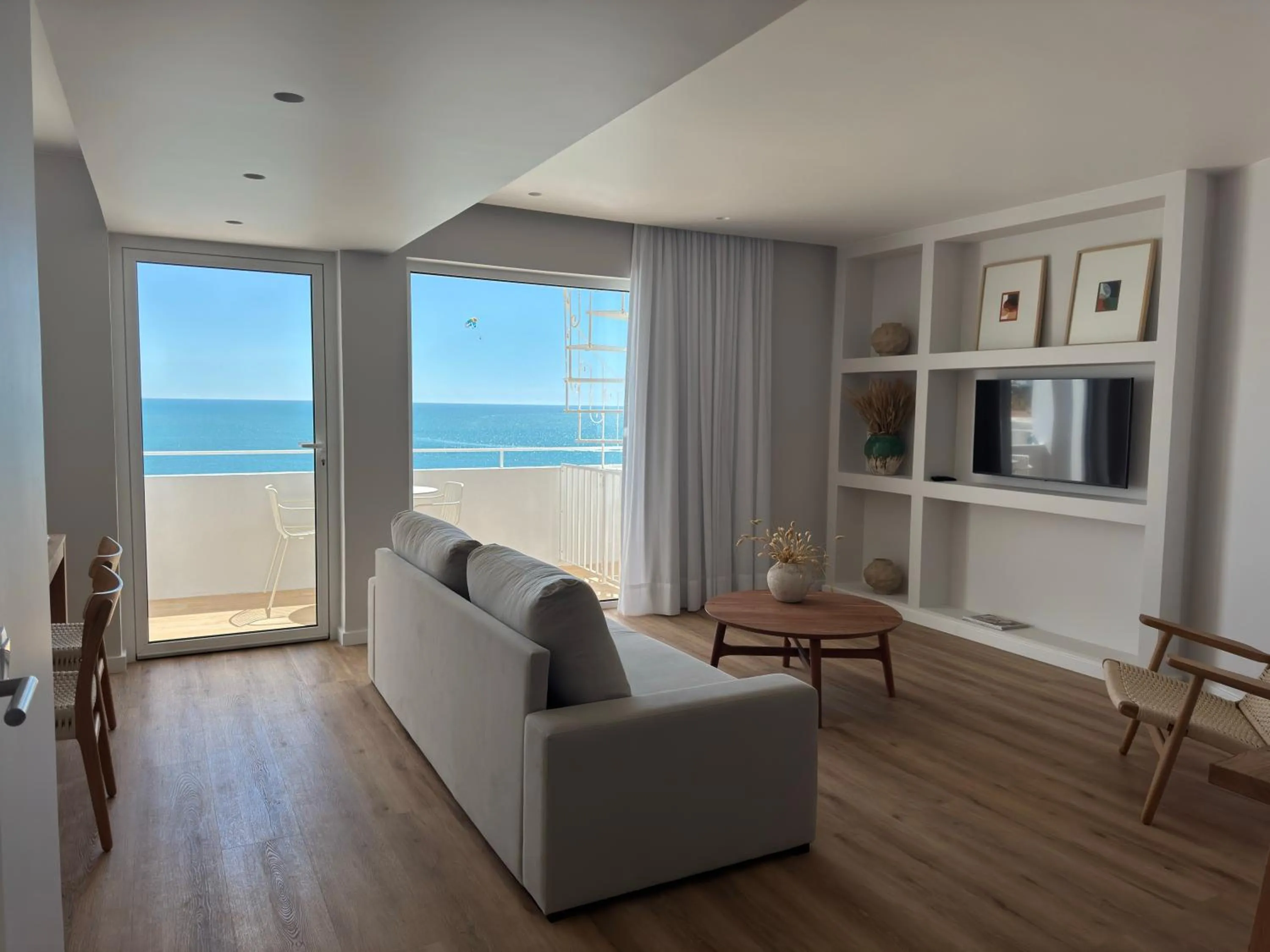 Living room in Apartamentos Rossio Mar