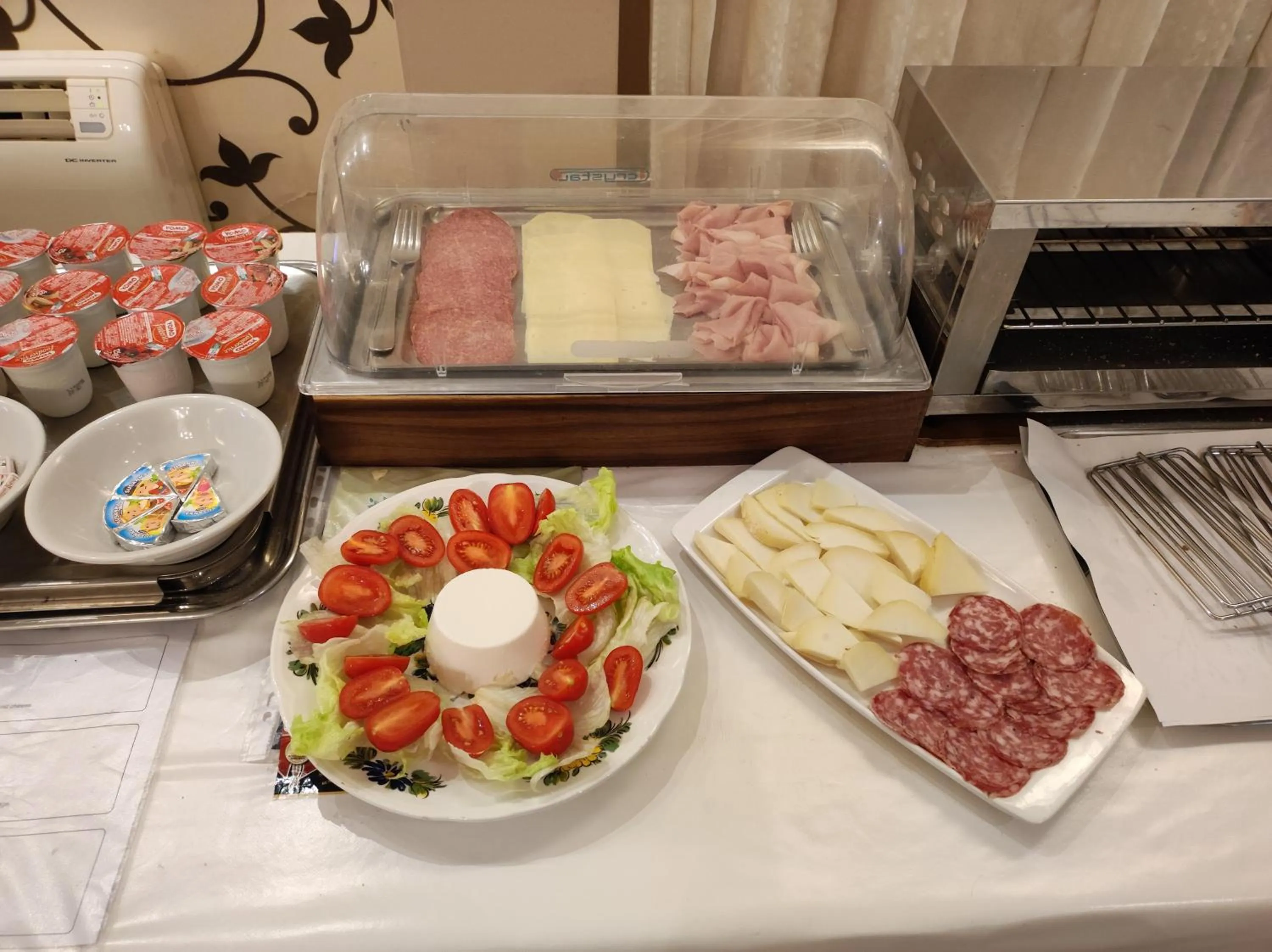 ACasaMia WelcHome Hotel