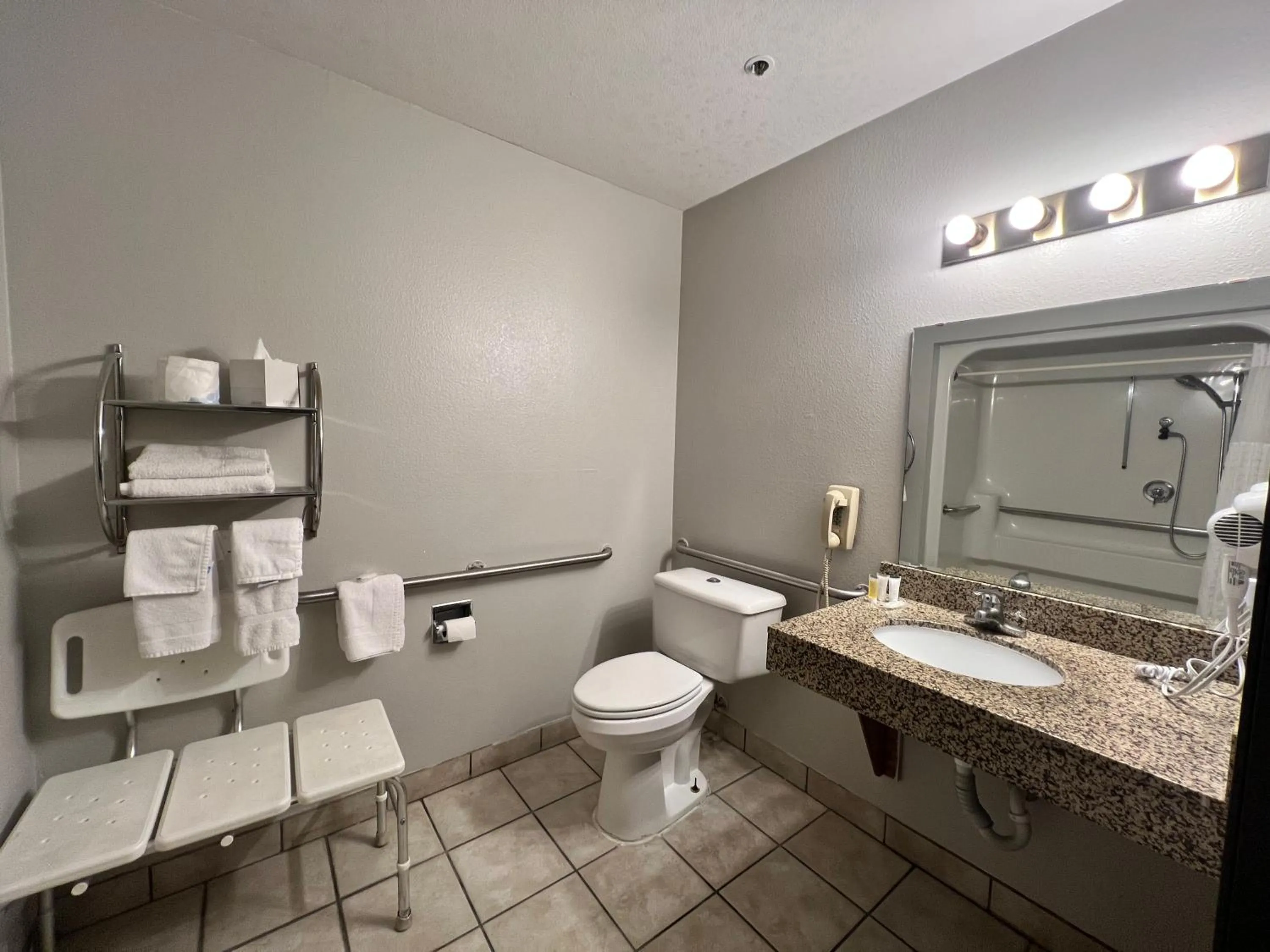 Bathroom in Antelope Inn & Suites