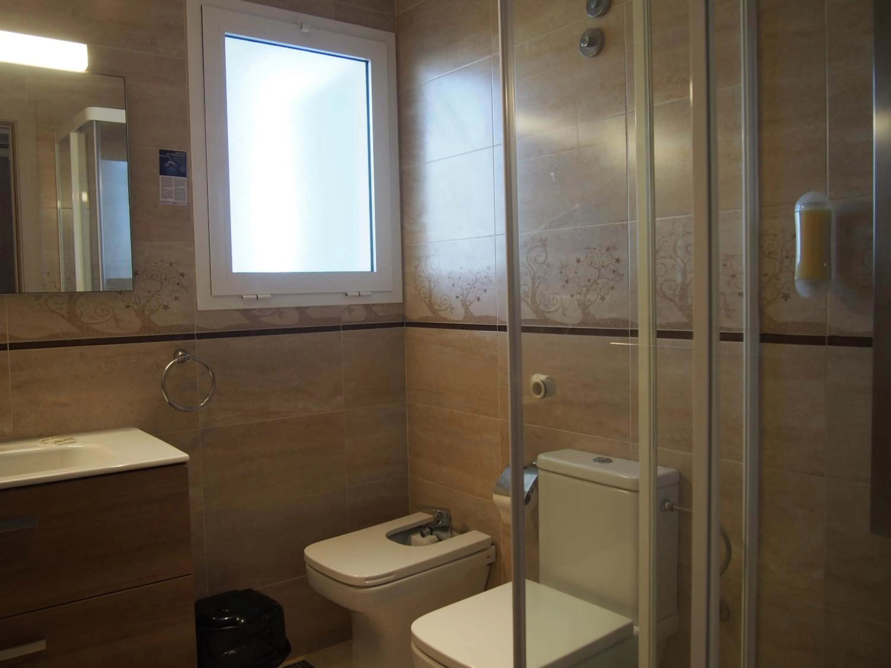 Bathroom in Hotel Roca Bella