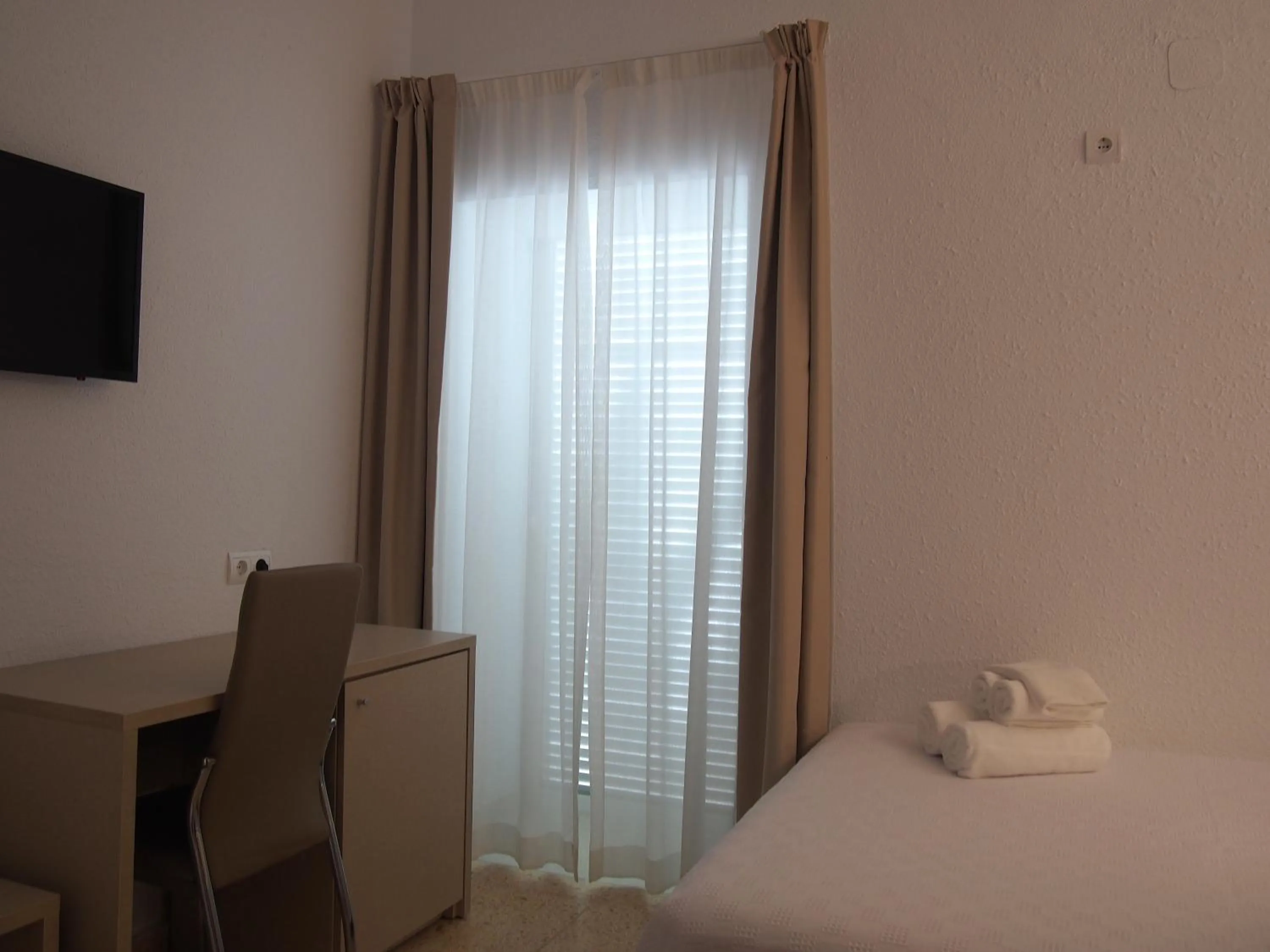 Photo of the whole room, Bed in Hotel Roca Bella