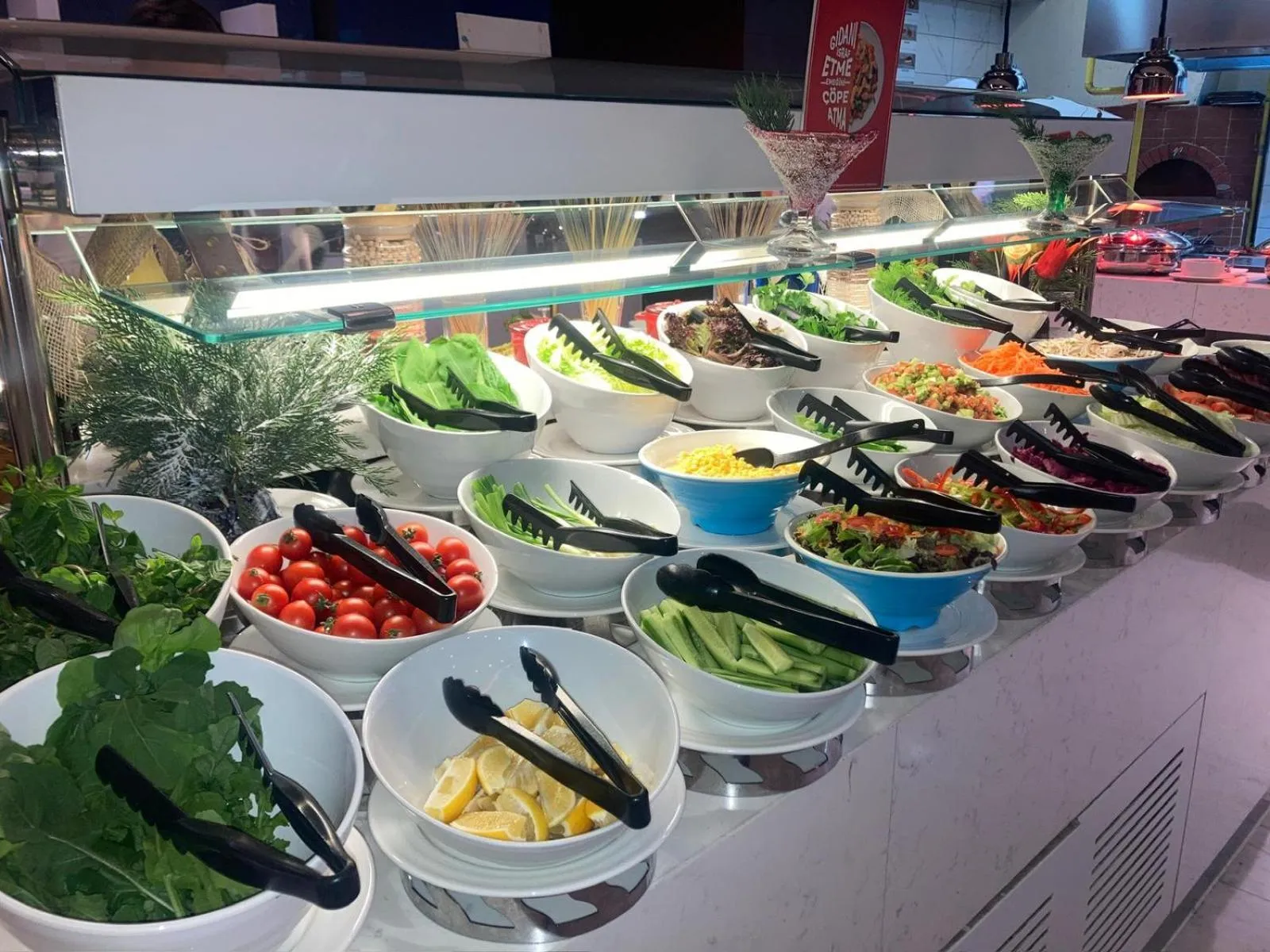 Food and drinks in Bayır Diamond Hotel & Convention Center Konya