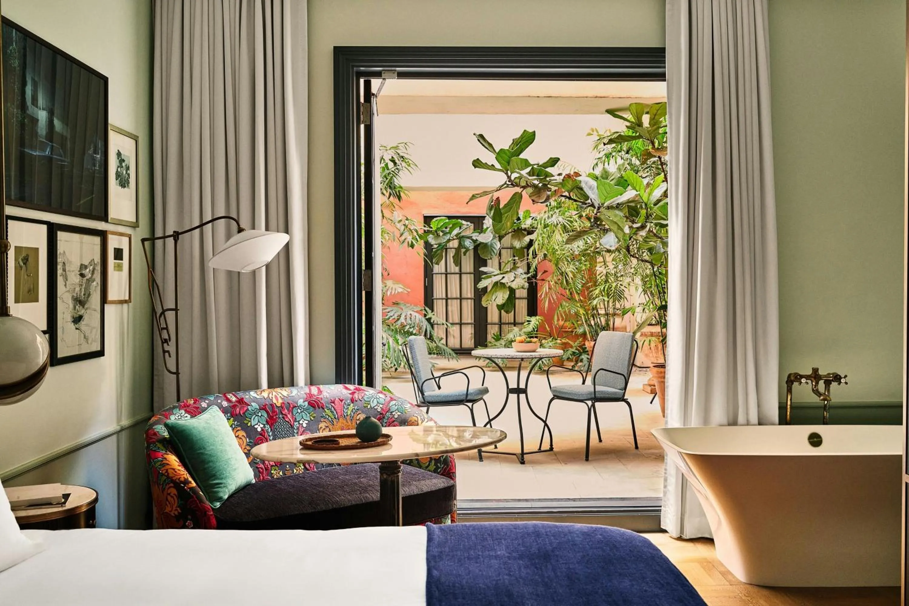 Photo of the whole room, Bed in Hotel Per La, Autograph Collection