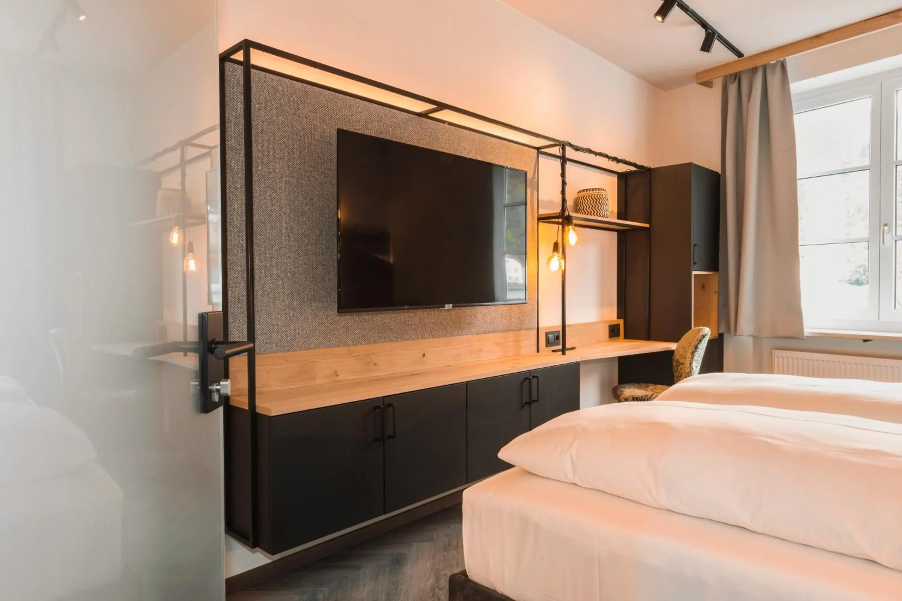 Small Double Room in Am Paulusbogen Small Double Room in Am Paulusbogen