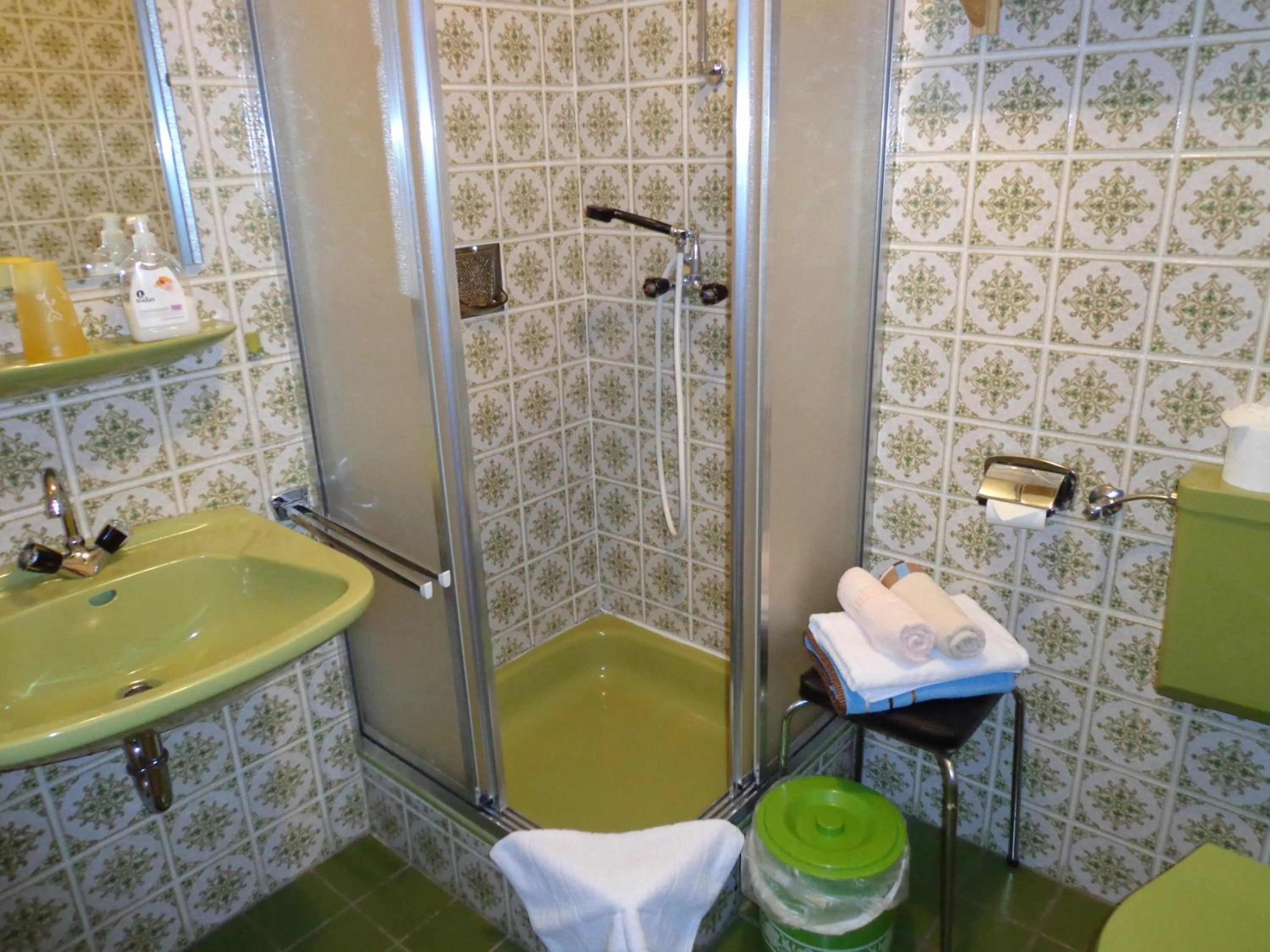 Bathroom in Pension Schamberger