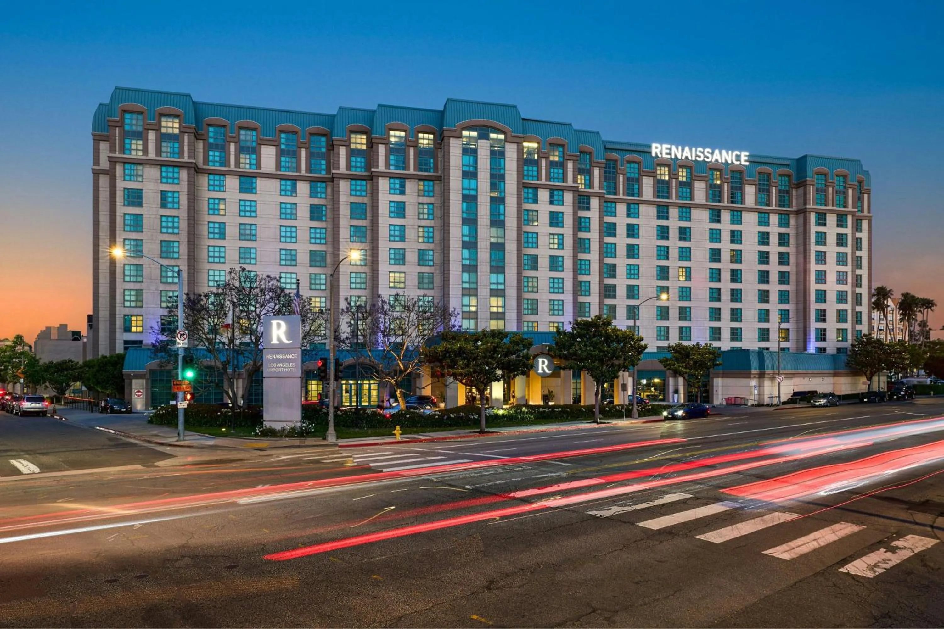 Property building in Renaissance Los Angeles Airport Hotel