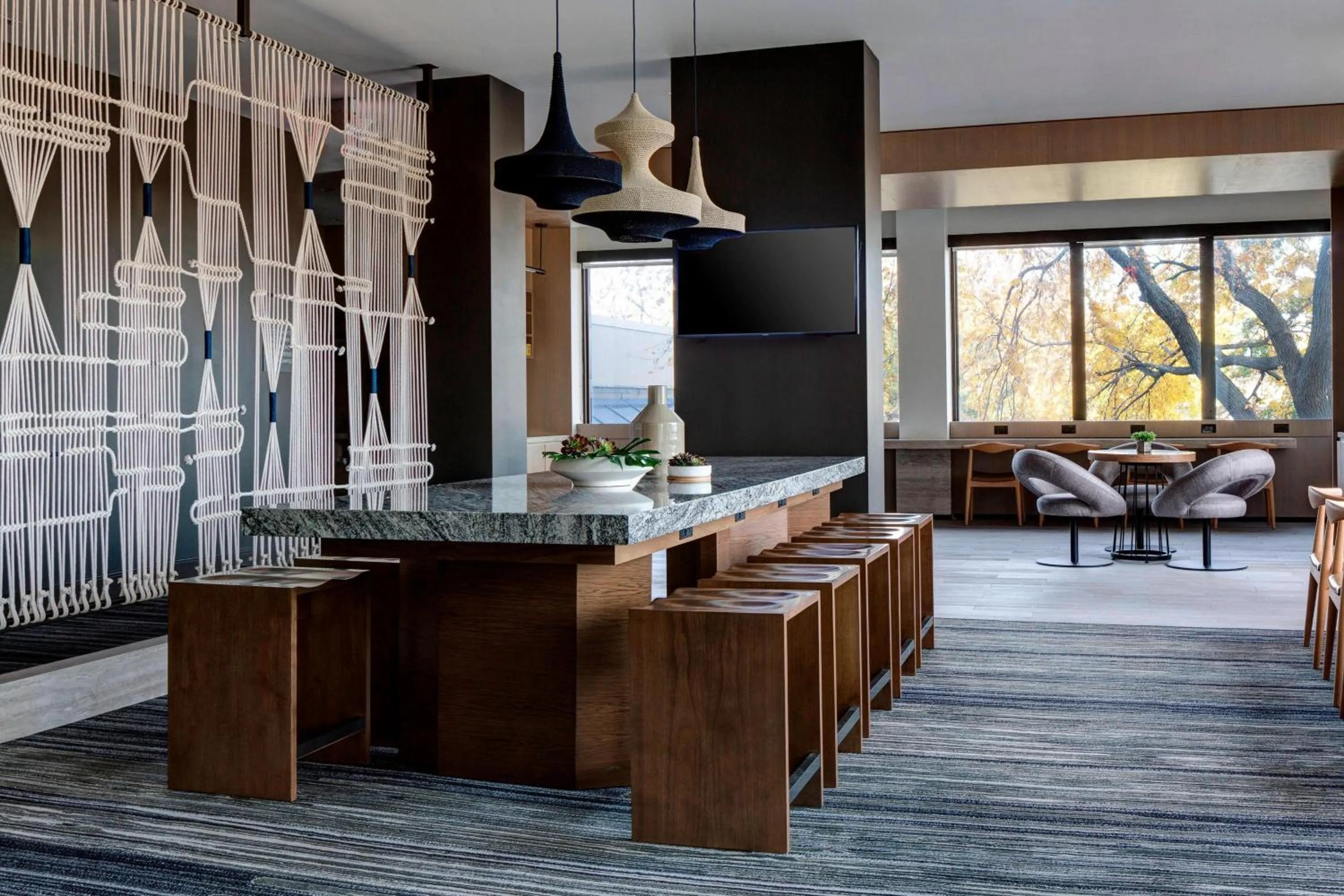 Lounge or bar in New York LaGuardia Airport Marriott