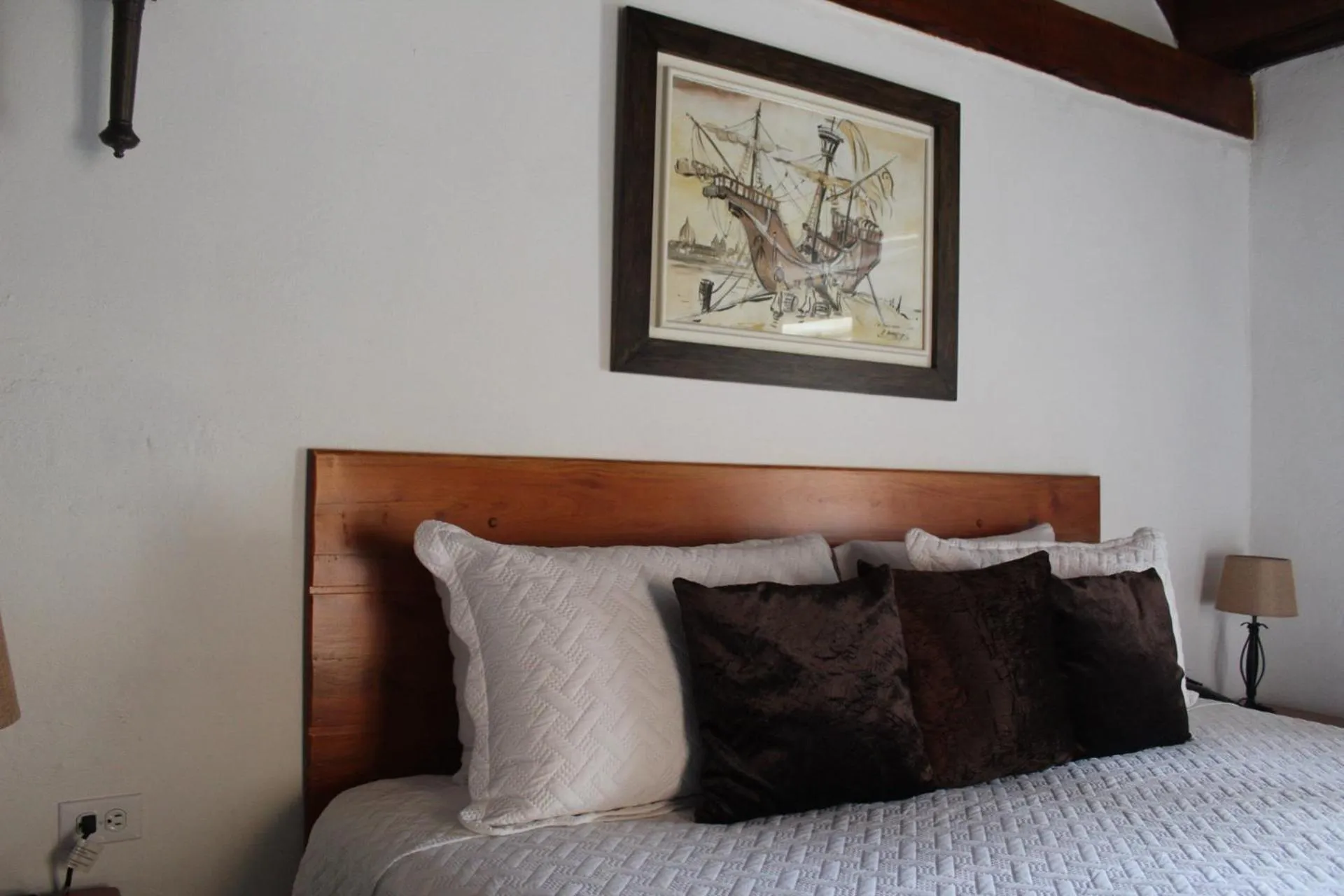 Restaurant/places to eat, Bed in Life is Good Cartagena Hostel