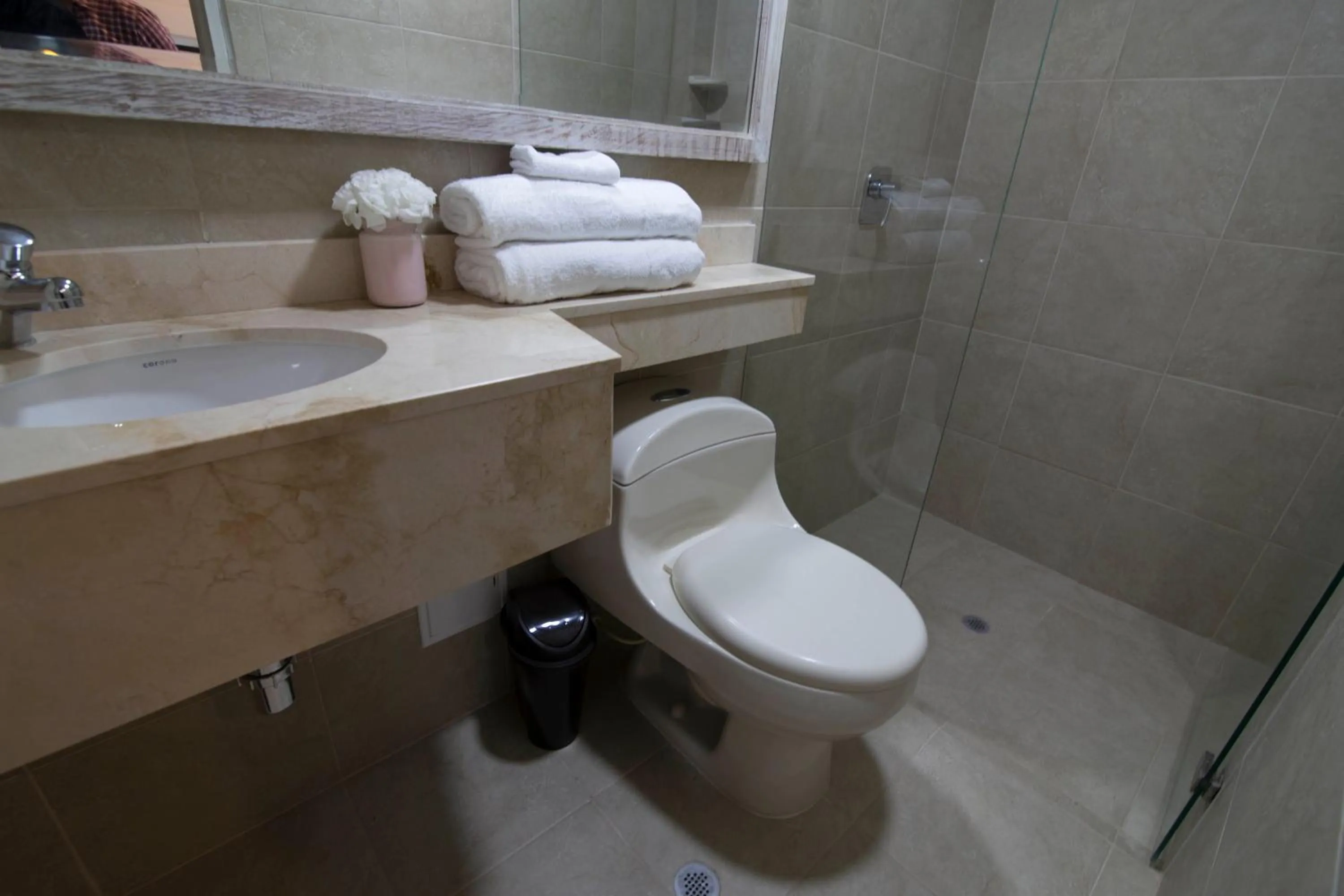 Shower in Life is Good Cartagena Hostel