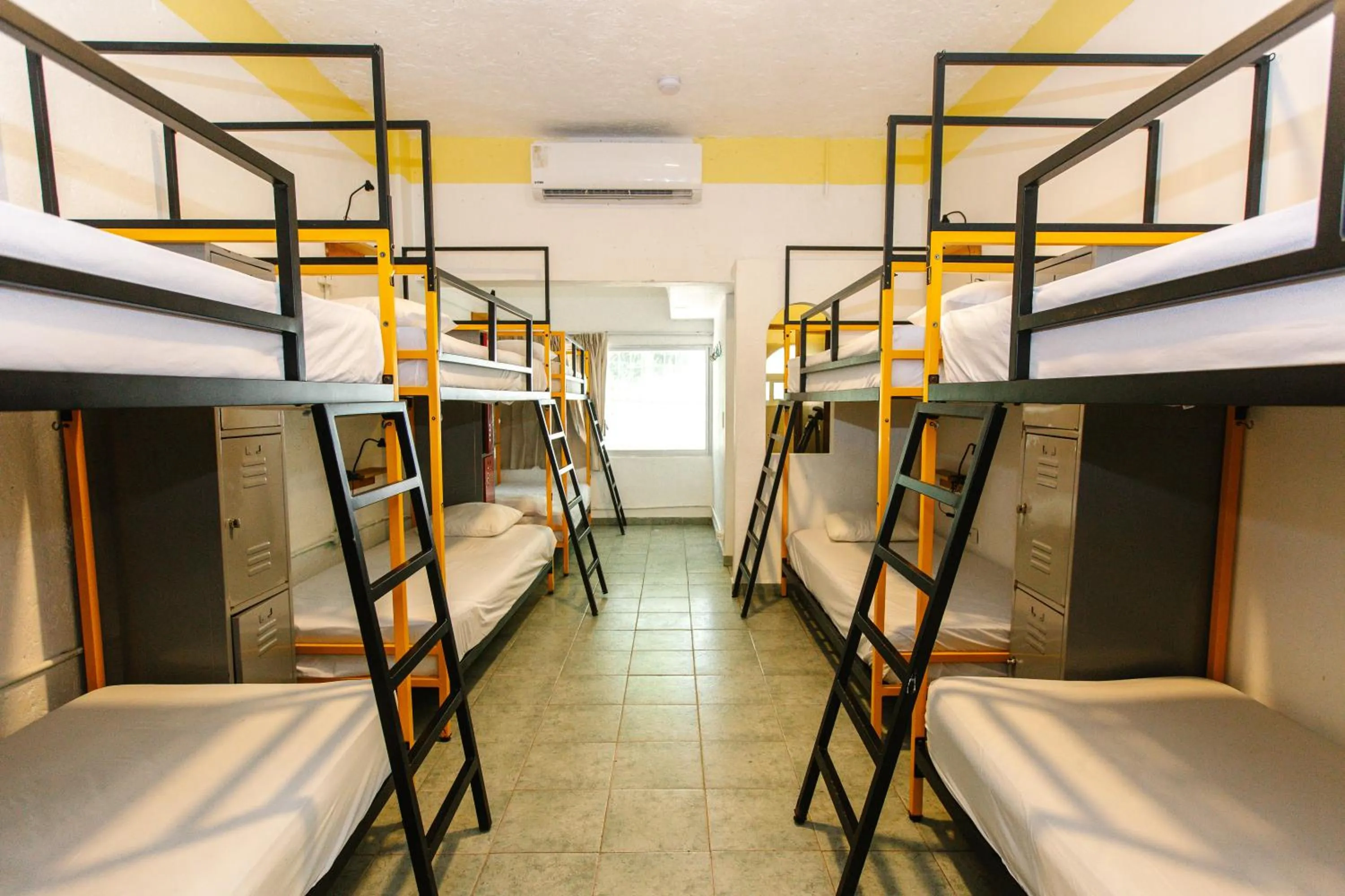 Photo of the whole room in Nílu Cancun Downtown by Selina