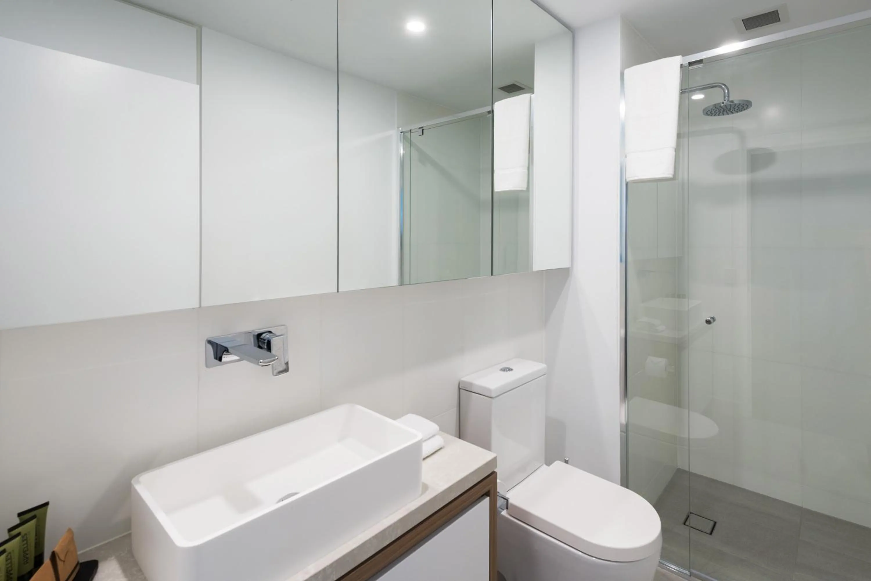 Shower in FV by Peppers