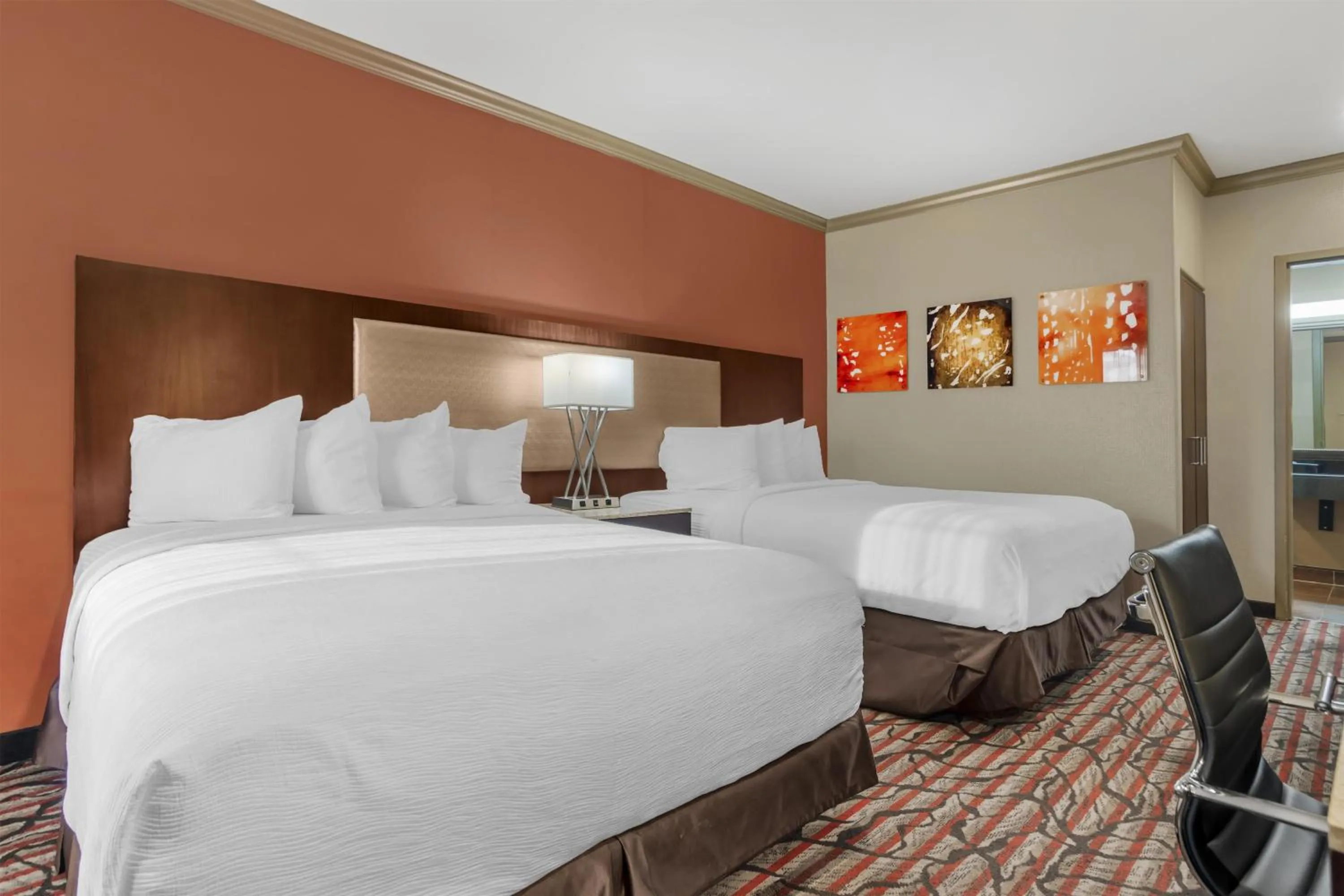 Bedroom, Bed in Best Western Plus Brookside Inn