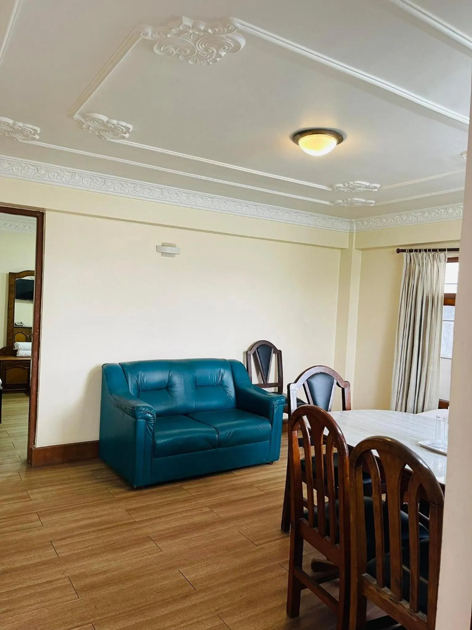 Seating area in Hotel Bodhiz