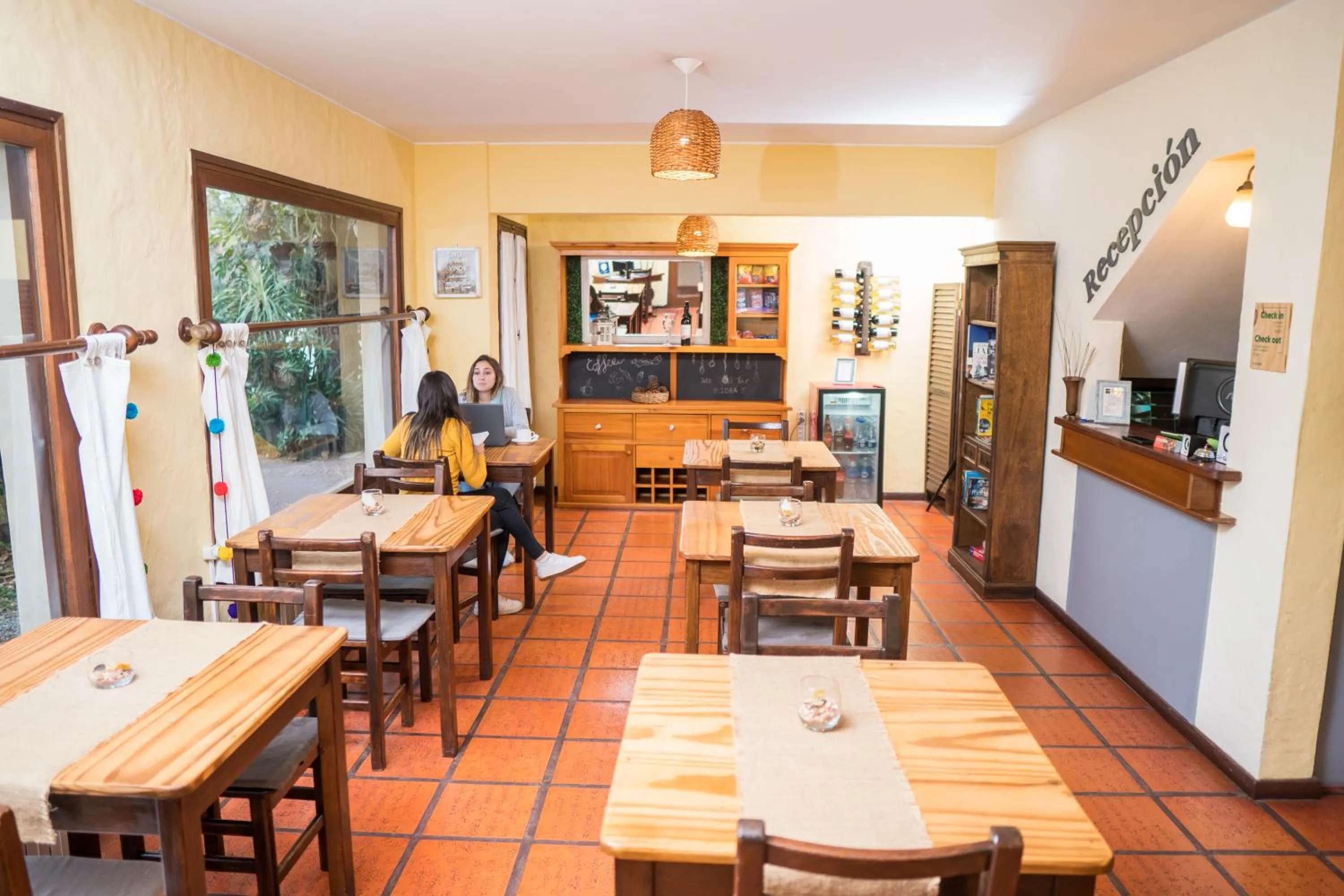 Restaurant/places to eat in Viajero Posada B&B