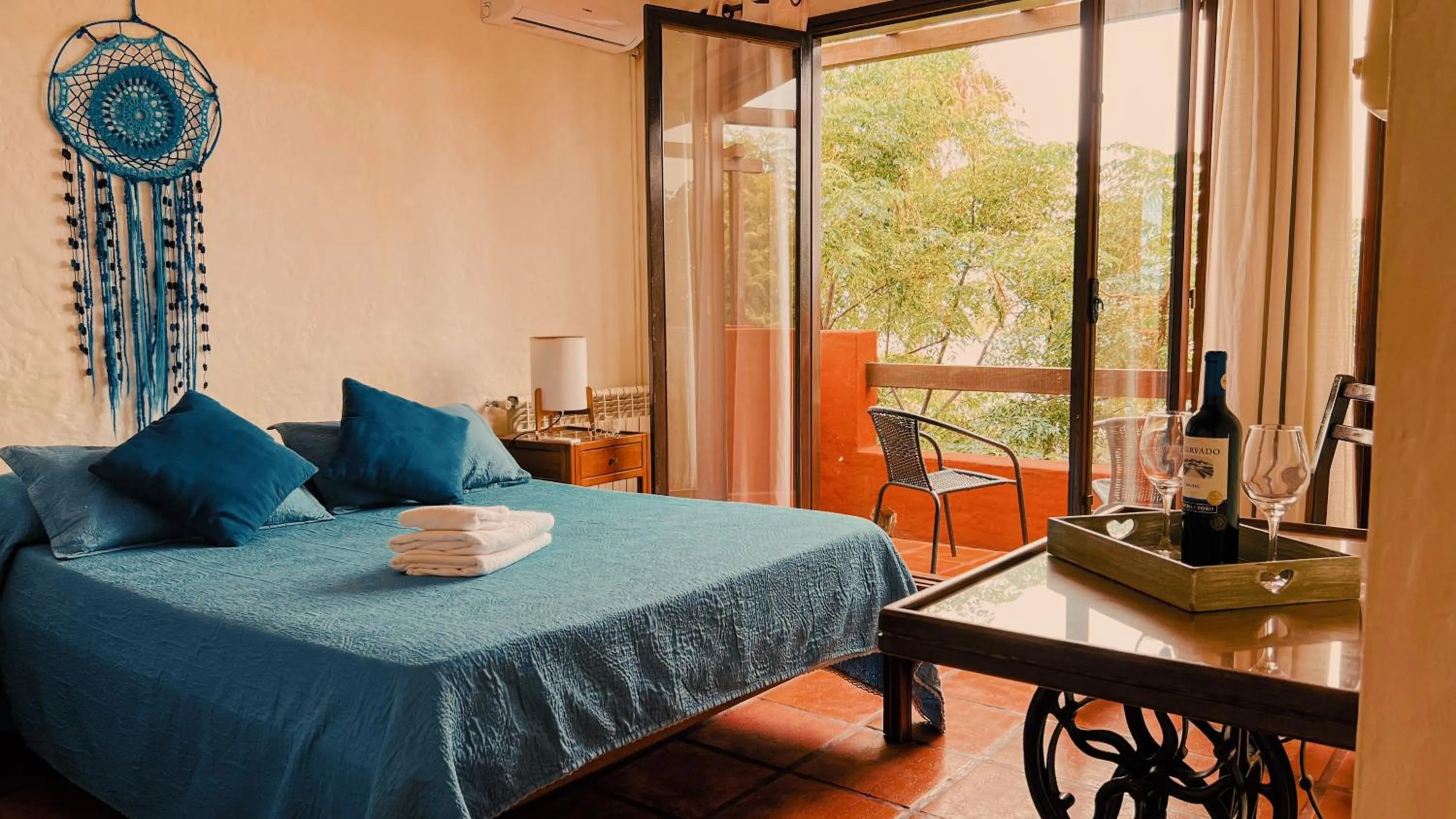 Bed in Viajero Posada B&B