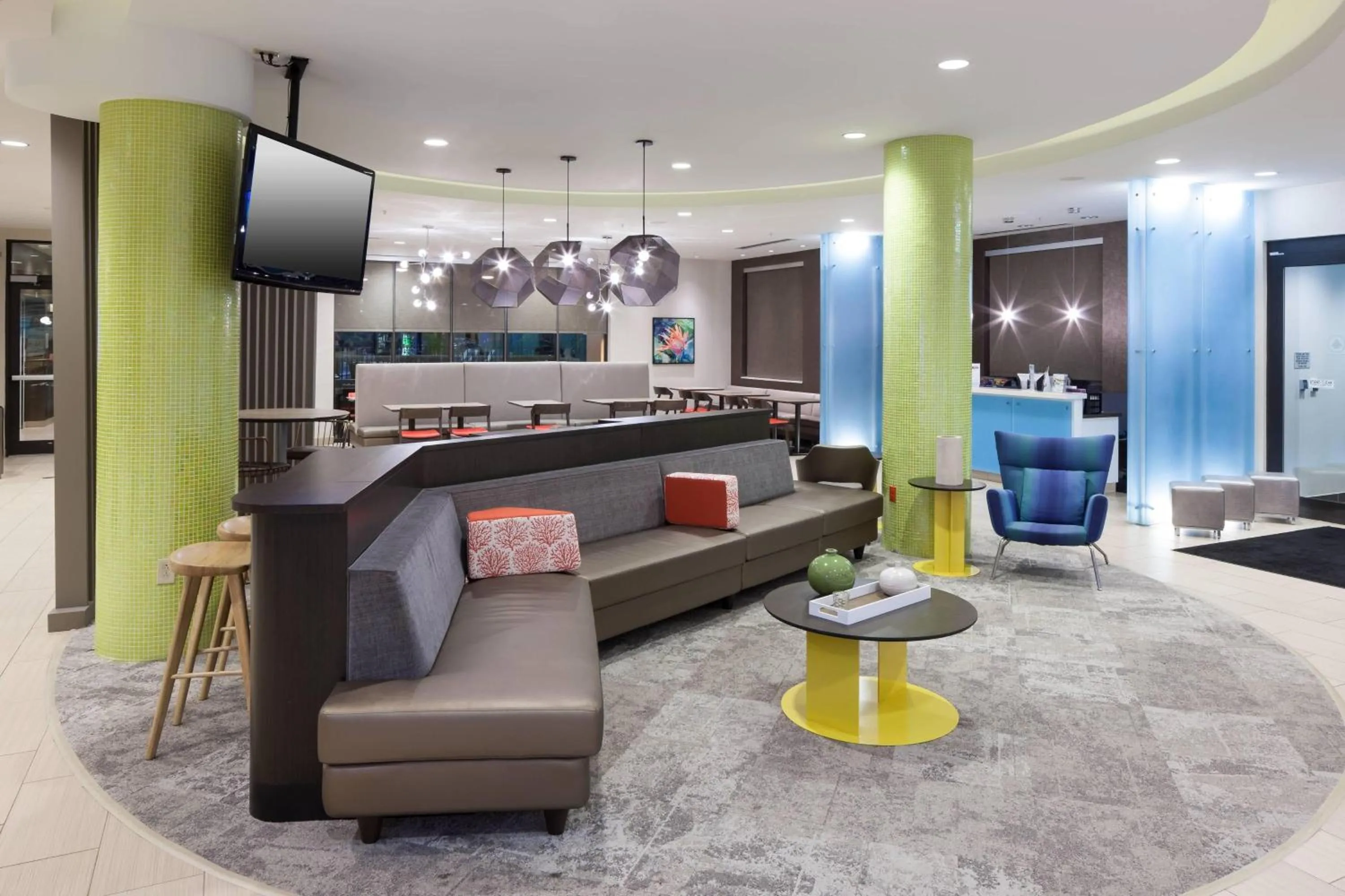 Lobby or reception in SpringHill Suites by Marriott Orlando at SeaWorld