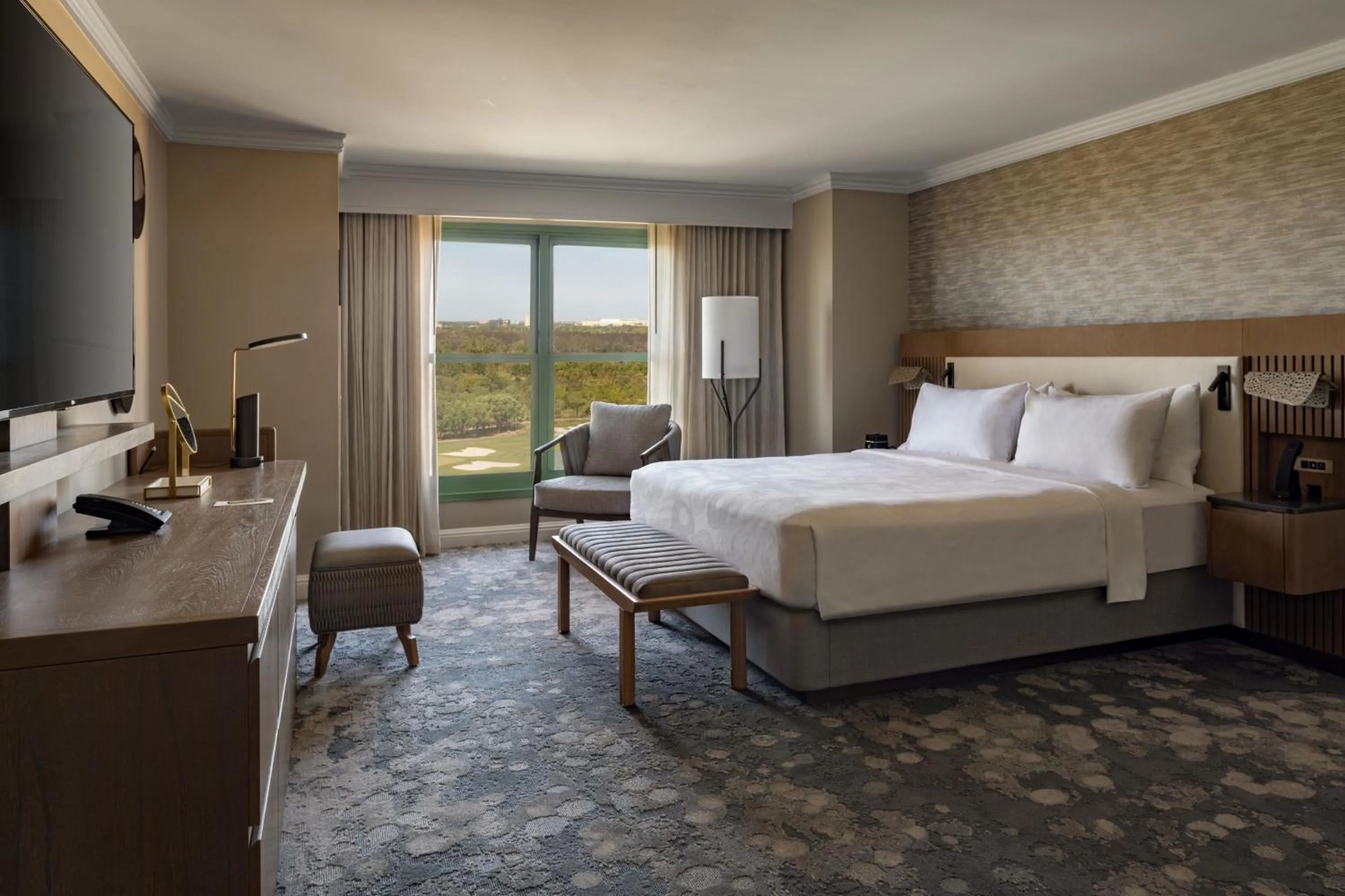 Bedroom, Bed in JW Marriott Orlando Grande Lakes