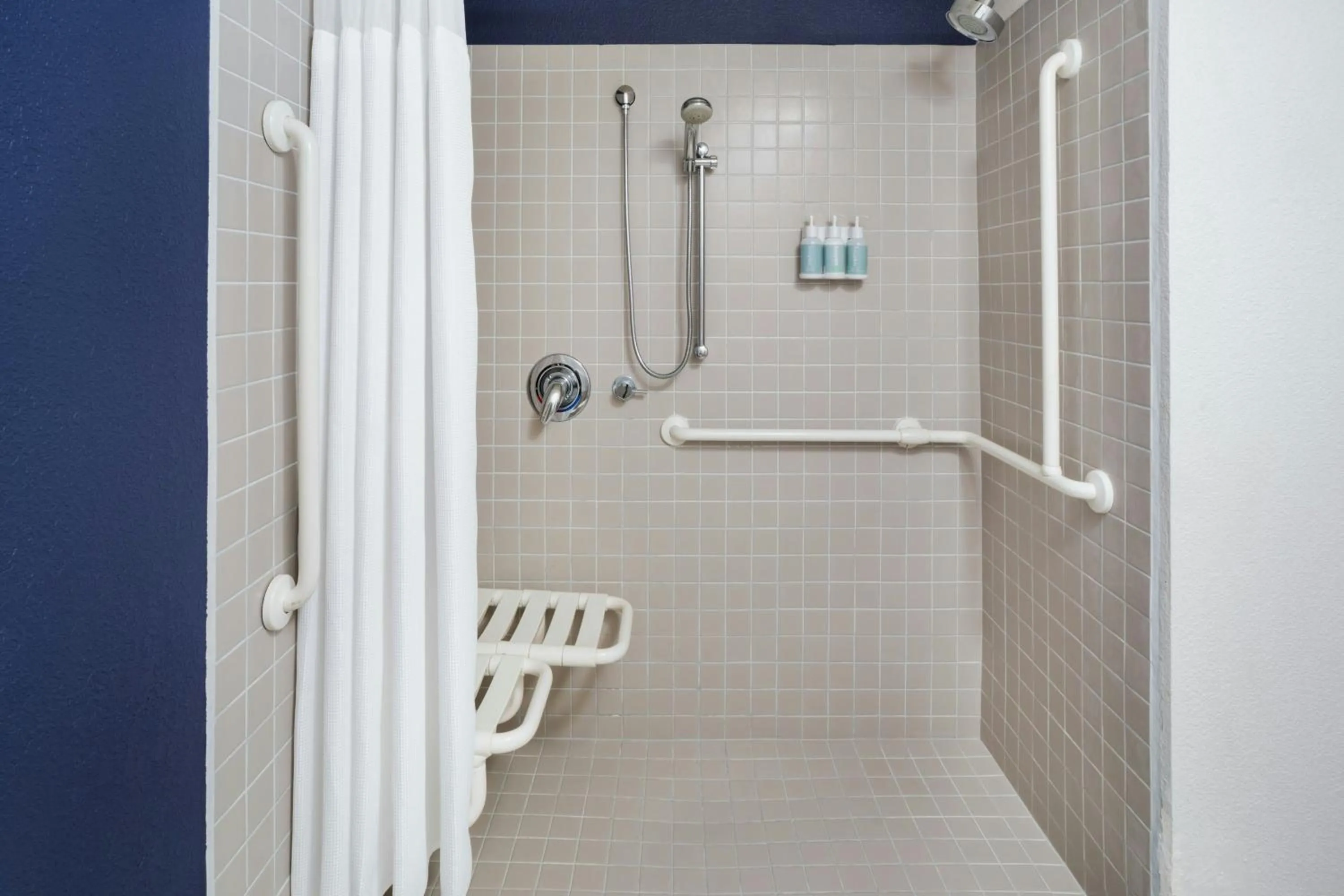 Bathroom in Residence Inn by Marriott Miami Airport