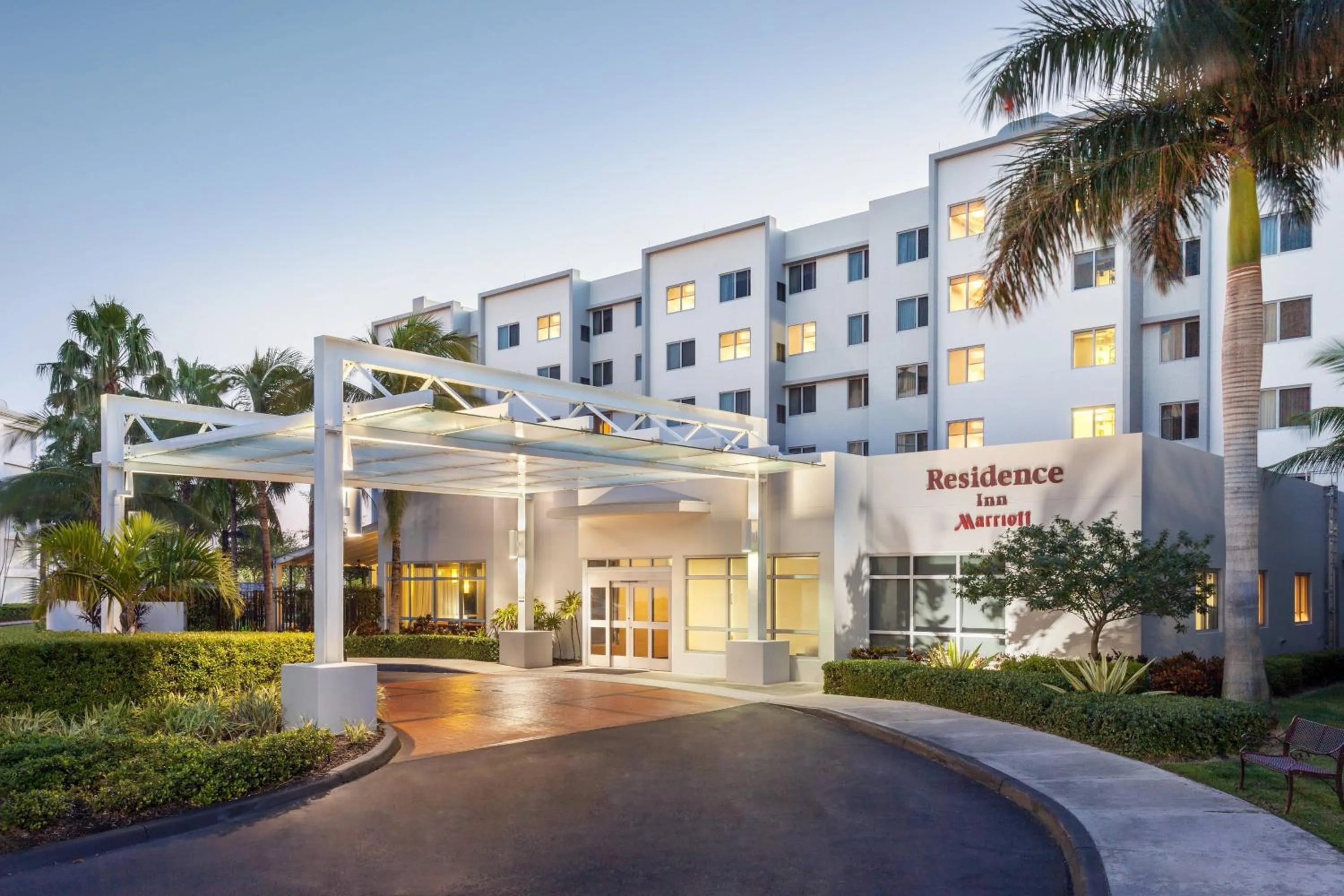 Property building in Residence Inn by Marriott Miami Airport