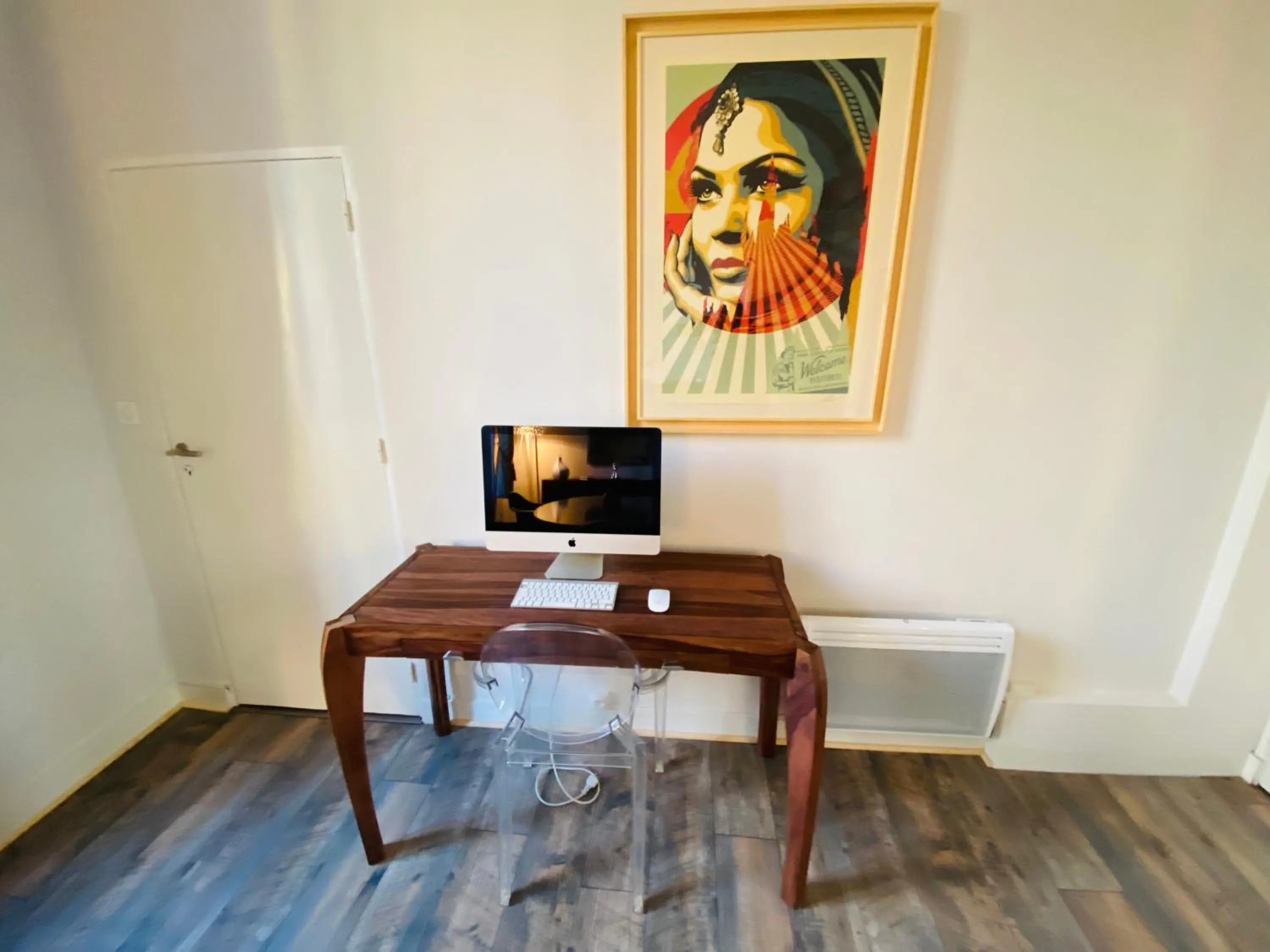 Seating area in Hôtel Particulier Le 28 - Spa & Art Luxury Design by Alain Ducasse