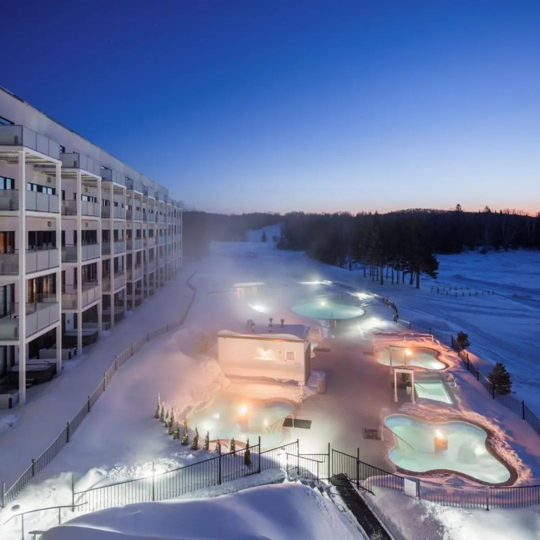 Swimming pool in Estérel Resort