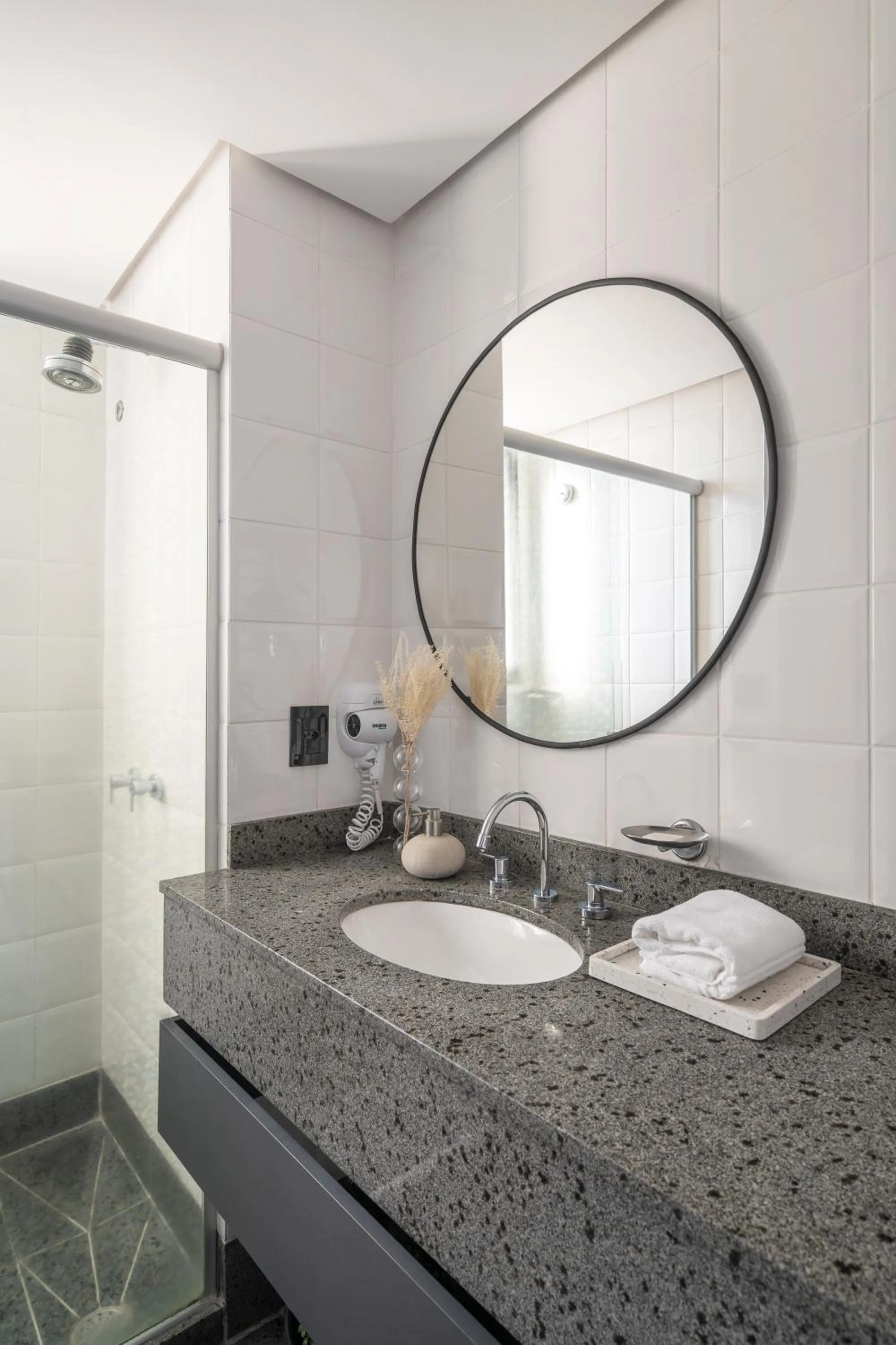 Bathroom in Swan Generation Porto Alegre