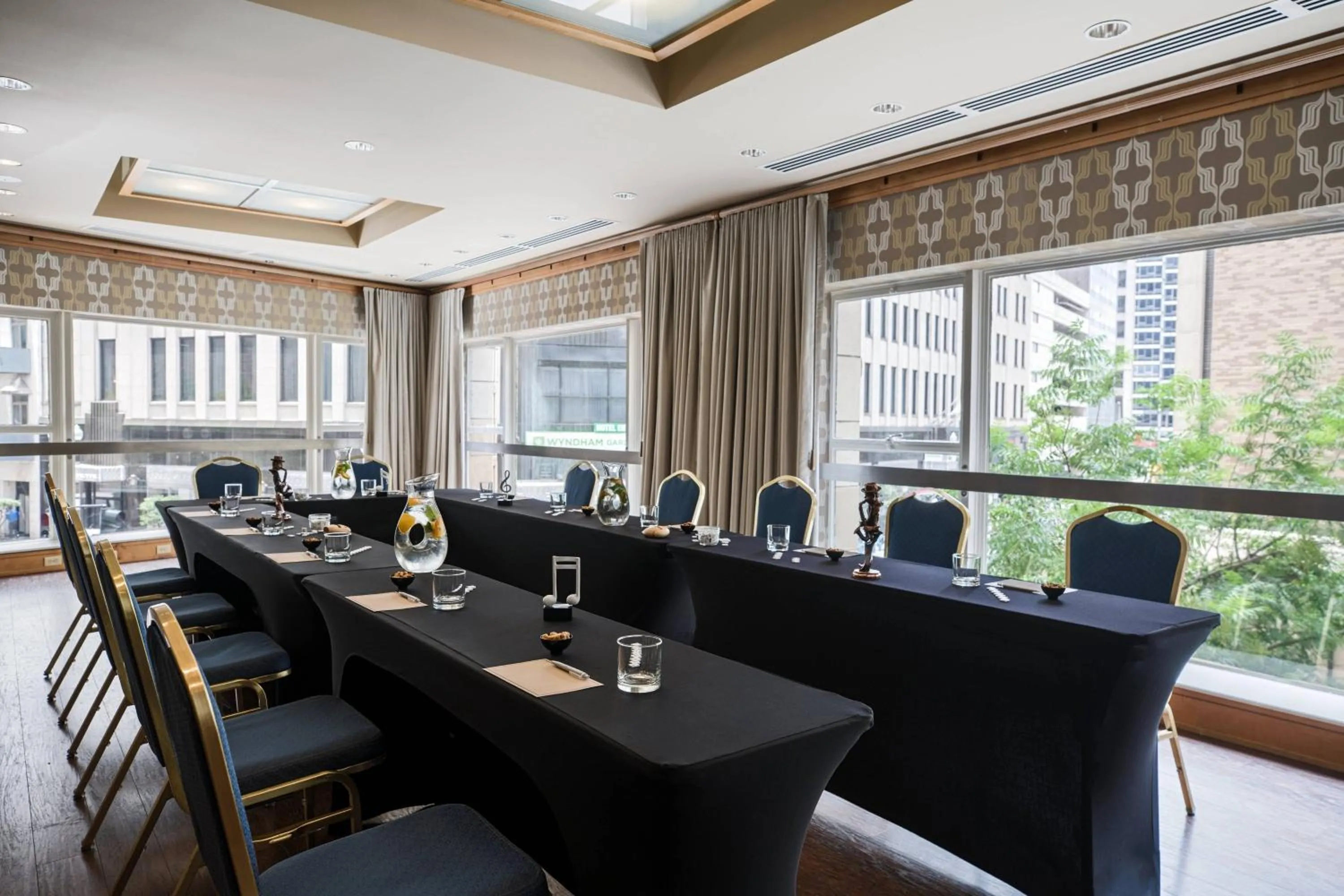 Meeting/conference room in Renaissance New Orleans Pere Marquette French Quarter Area Hotel