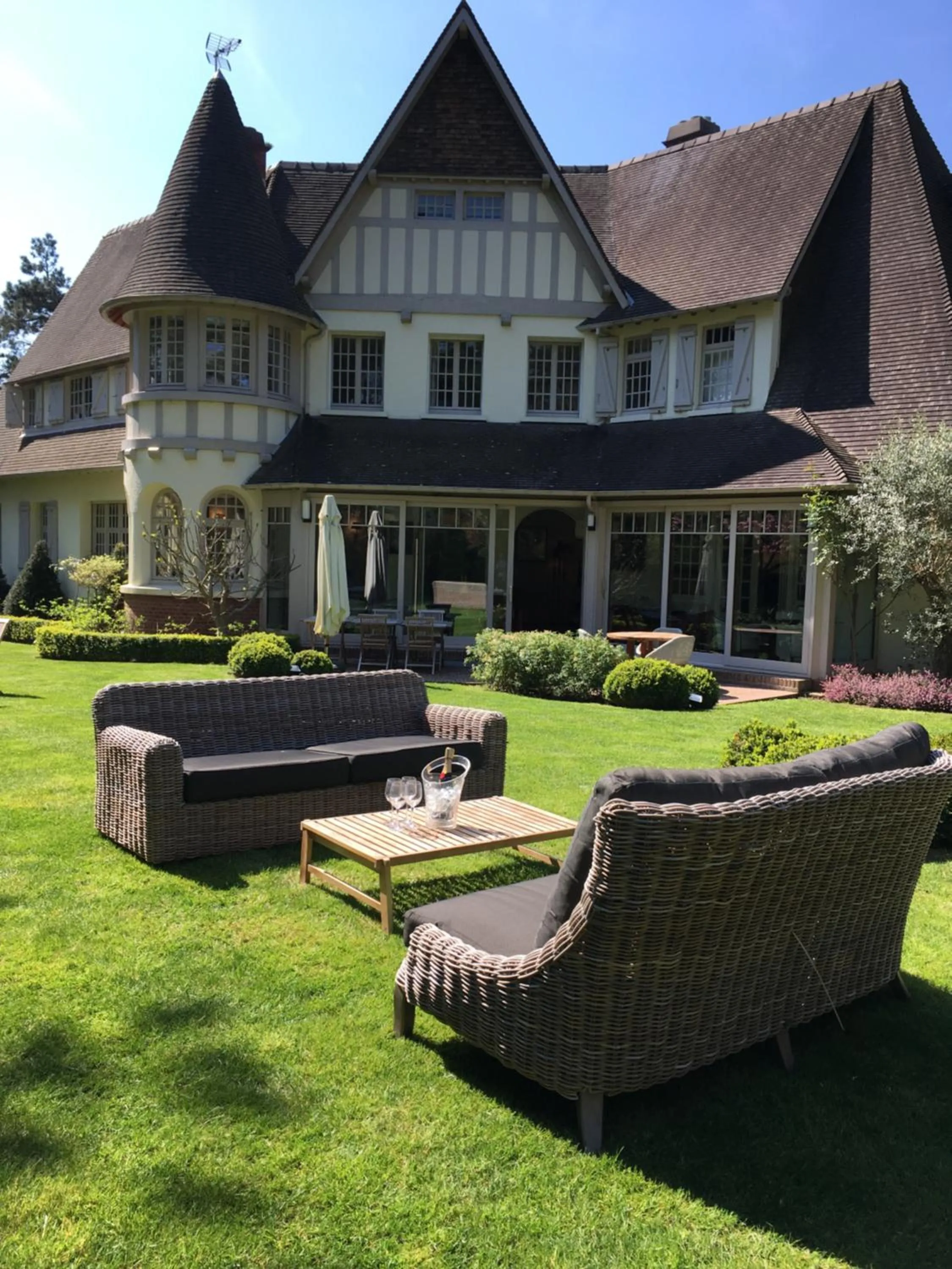 Patio in Demeure d'Hôtes Haec Otia
