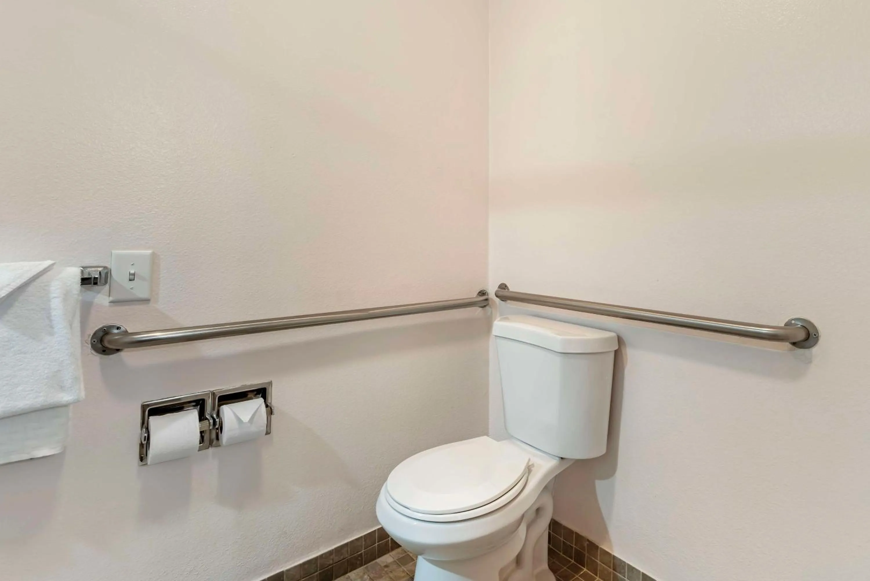 Bathroom in Best Western Salinas Monterey