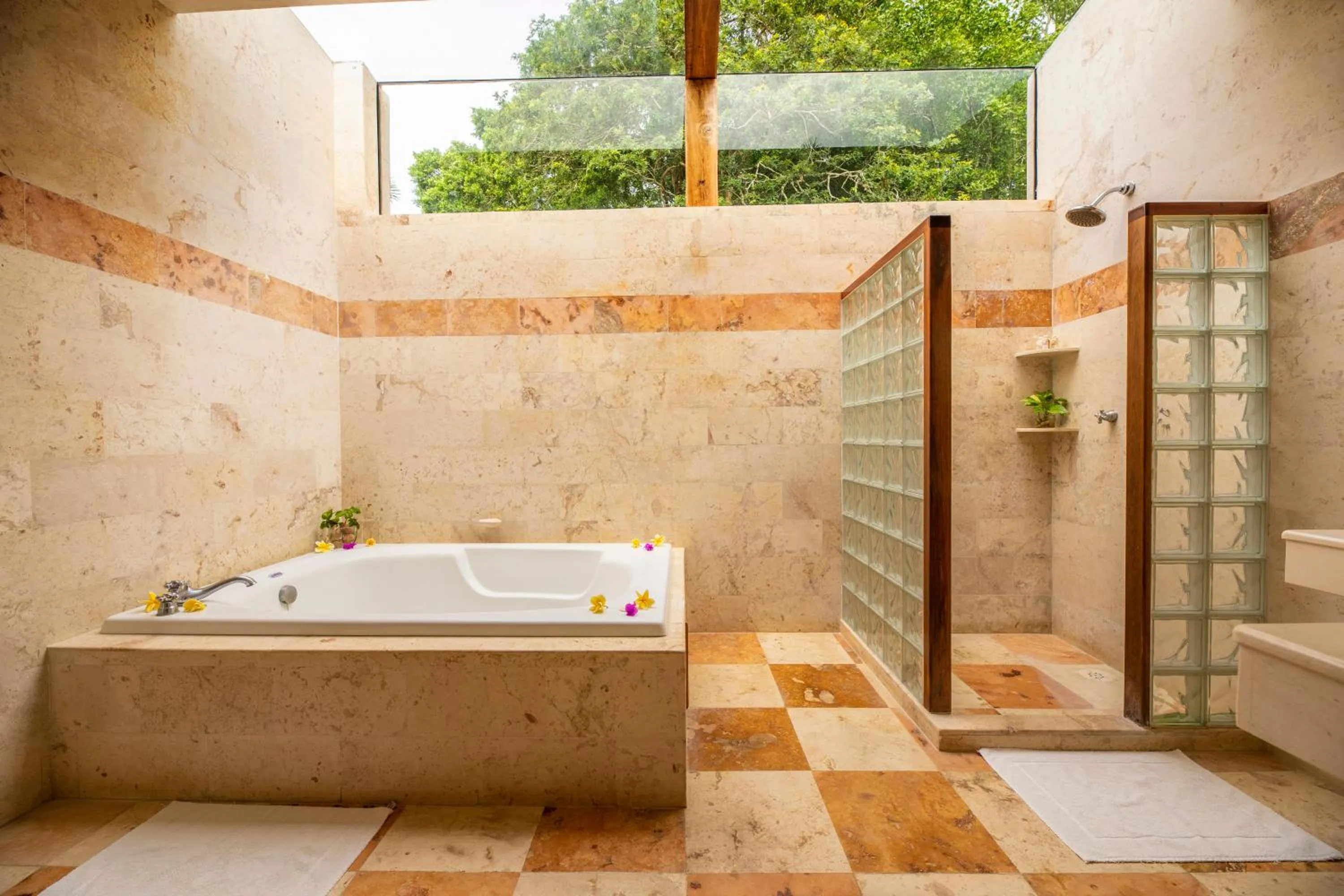 Shower in Hacienda Uxmal Plantation & Museum