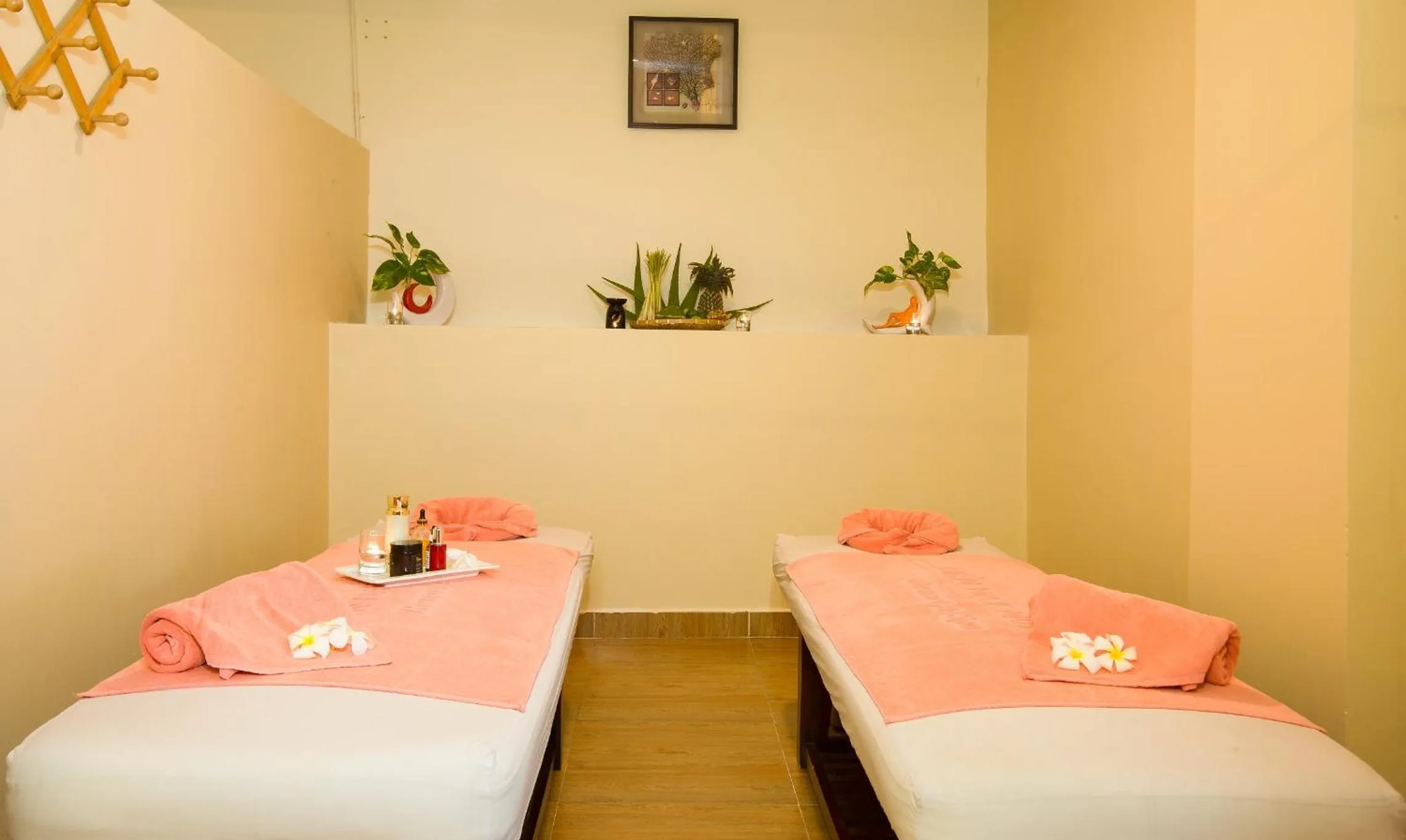 Bed in TIEN DAT MUI NE Resort & Spa