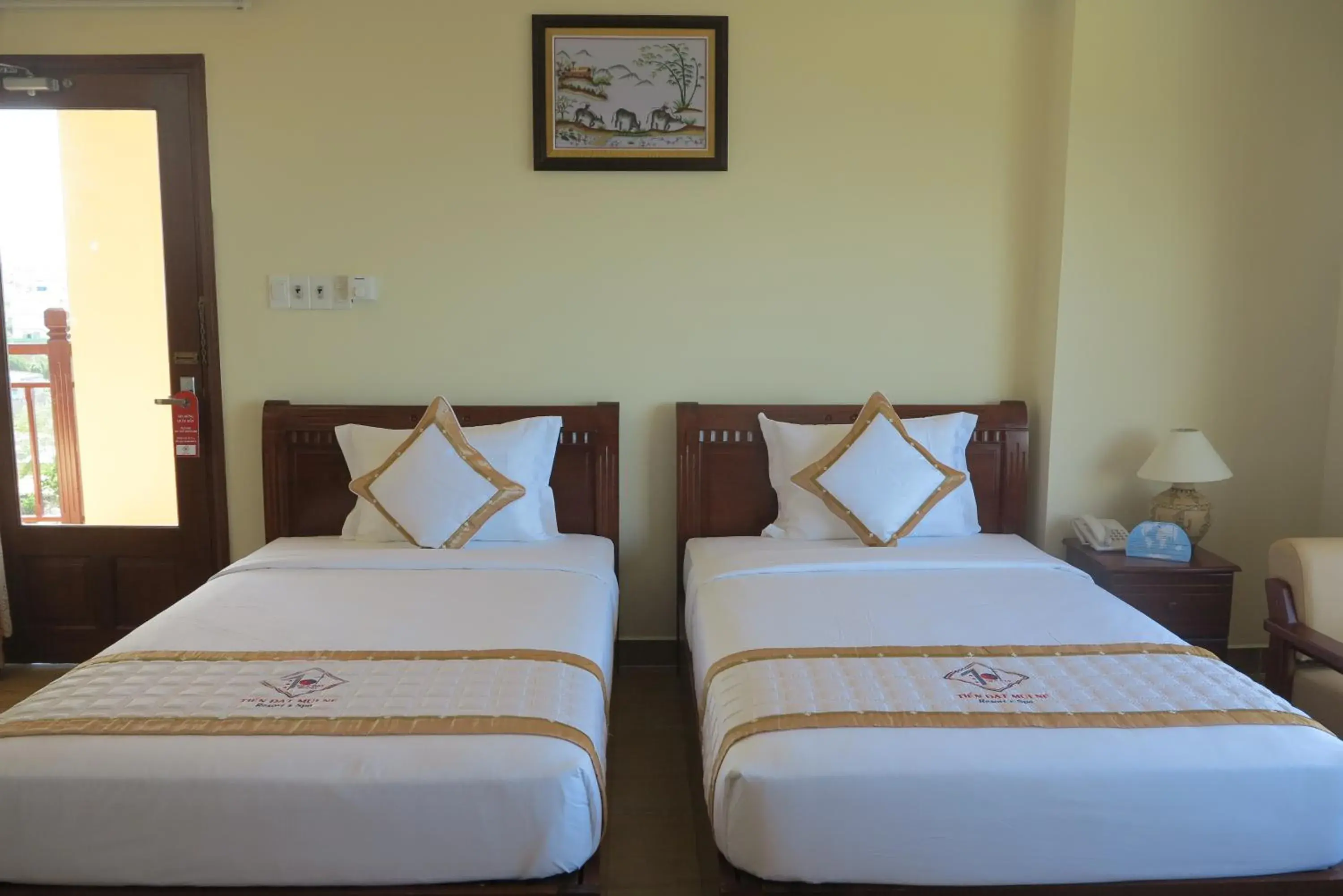 Superior Double or Twin Room in TIEN DAT MUI NE Resort & Spa Superior Double or Twin Room in TIEN DAT MUI NE Resort & Spa