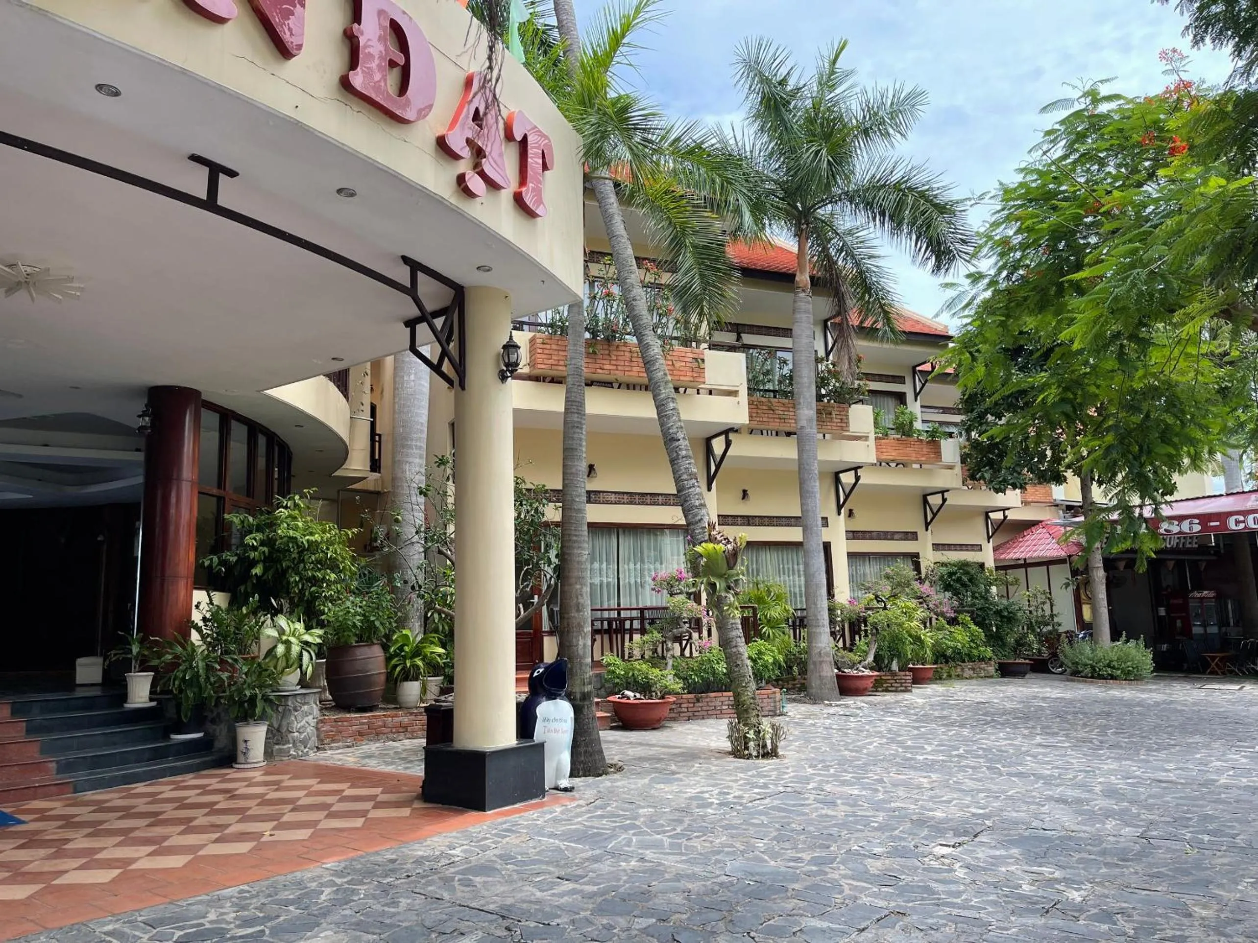 Property building in TIEN DAT MUI NE Resort & Spa