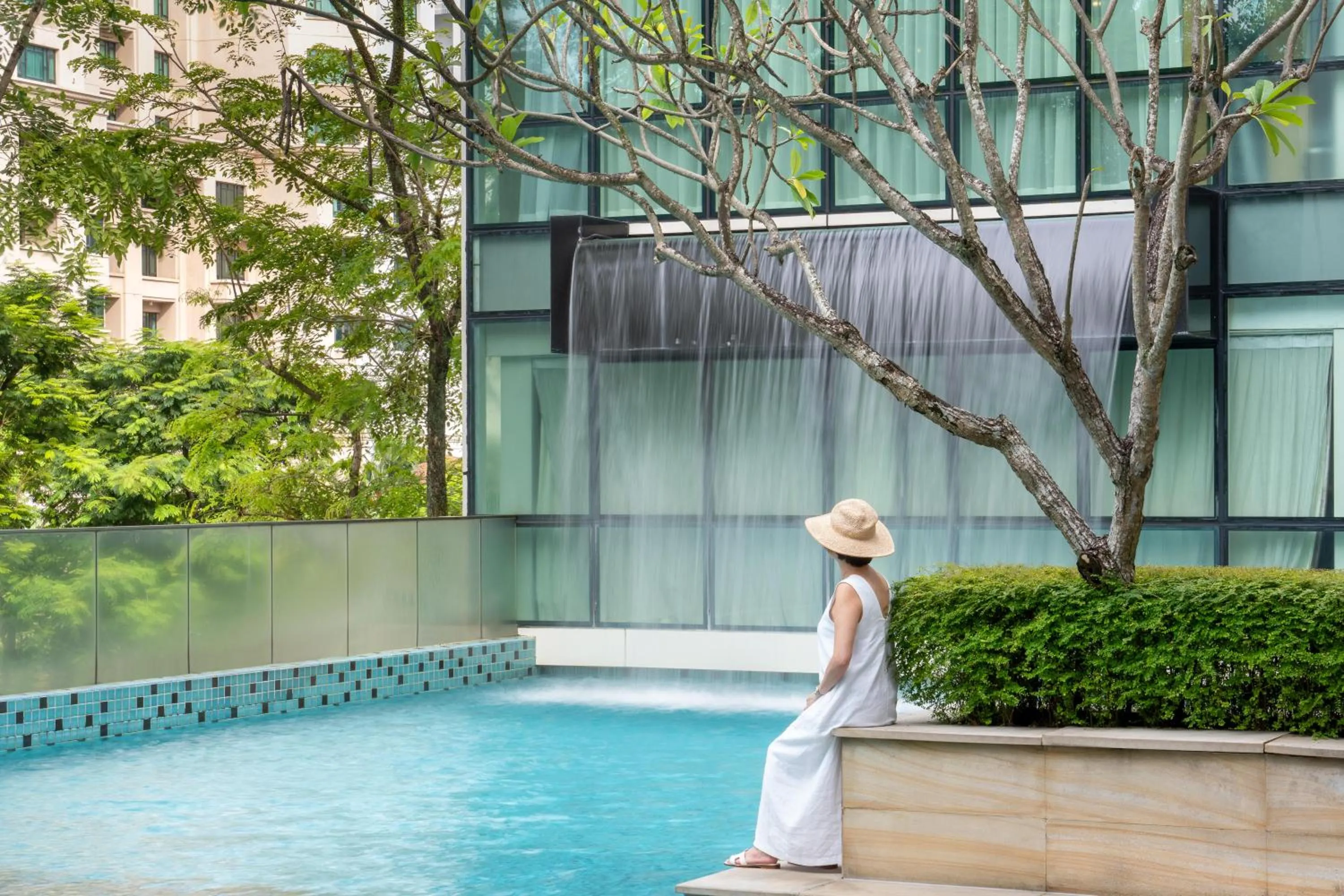 Swimming pool in Park Regis by Prince Singapore