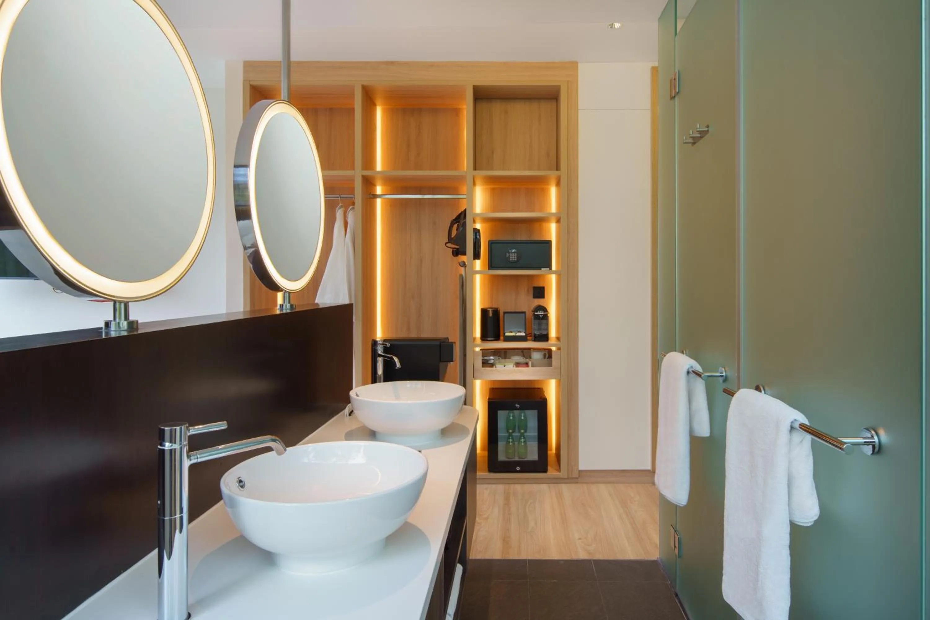 Bathroom in Park Regis by Prince Singapore