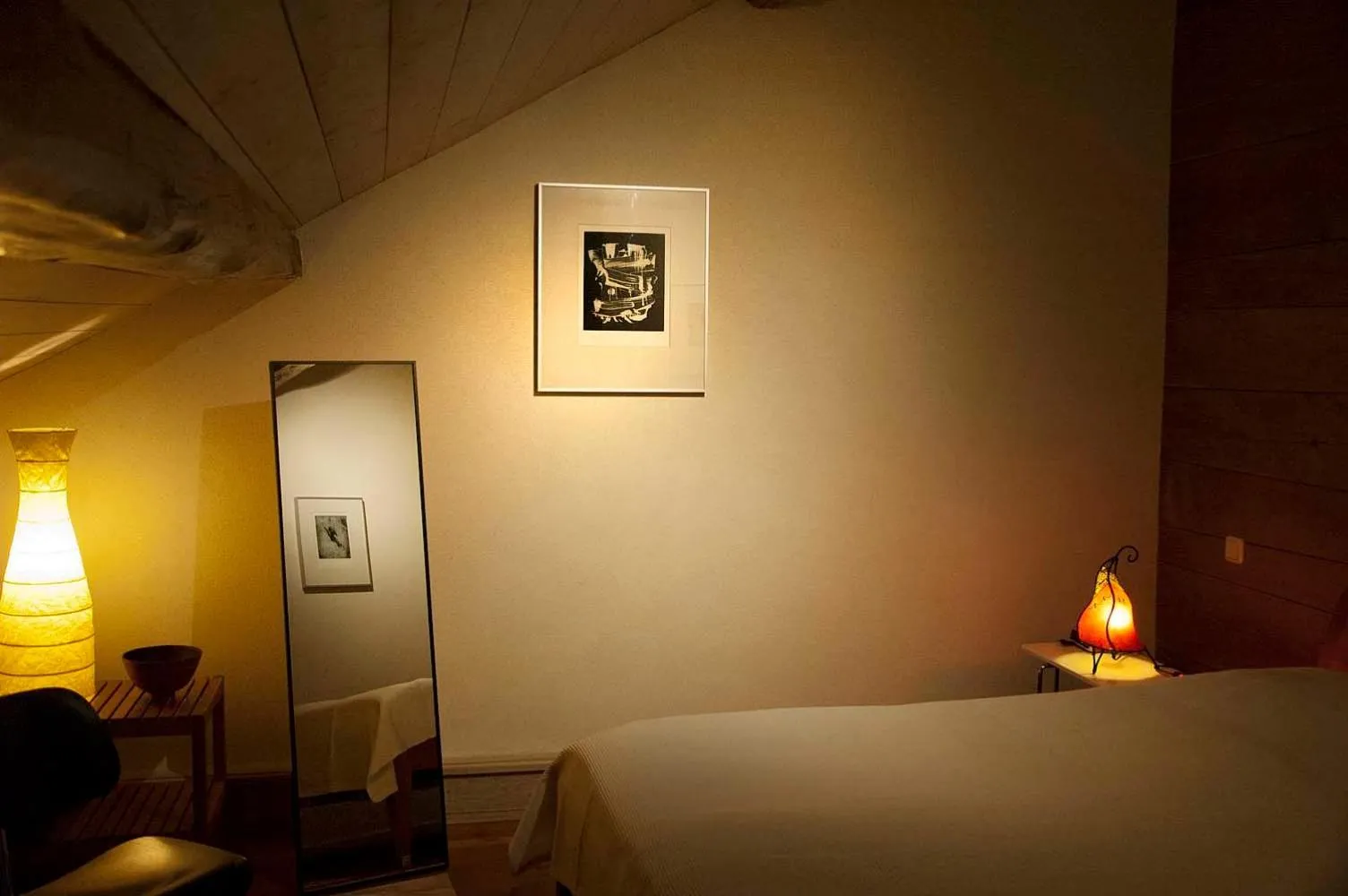 Staff, Bed in Pas de Deux