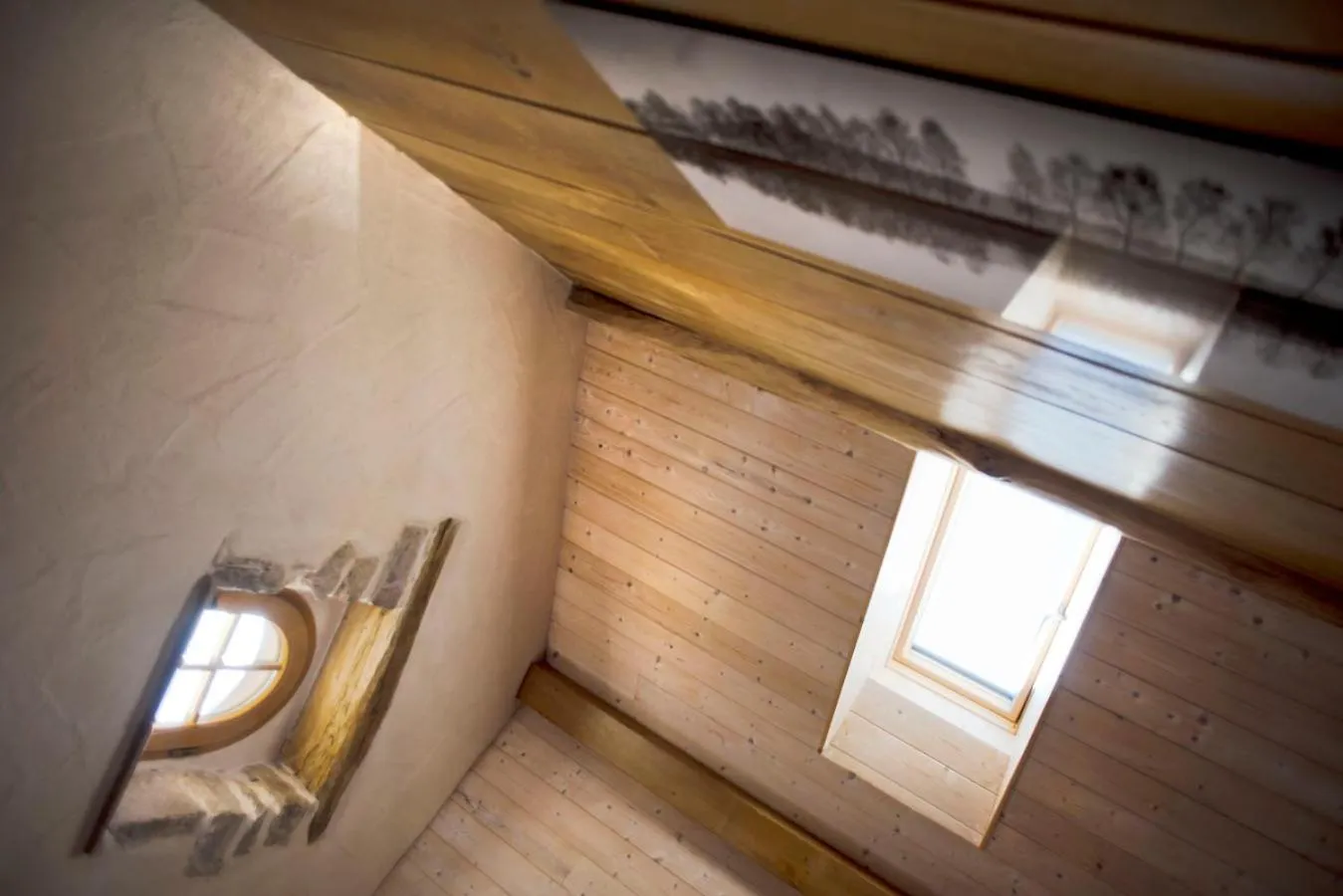 Decorative detail in Pas de Deux