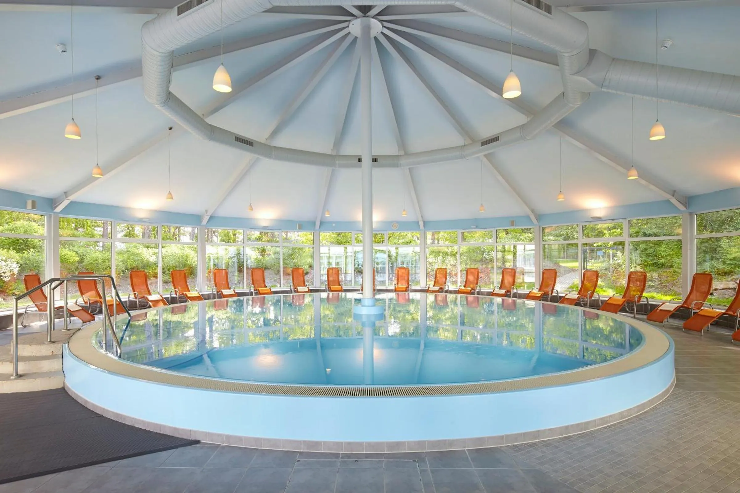Hot Spring Bath in Dorint Seehotel Binz-Therme