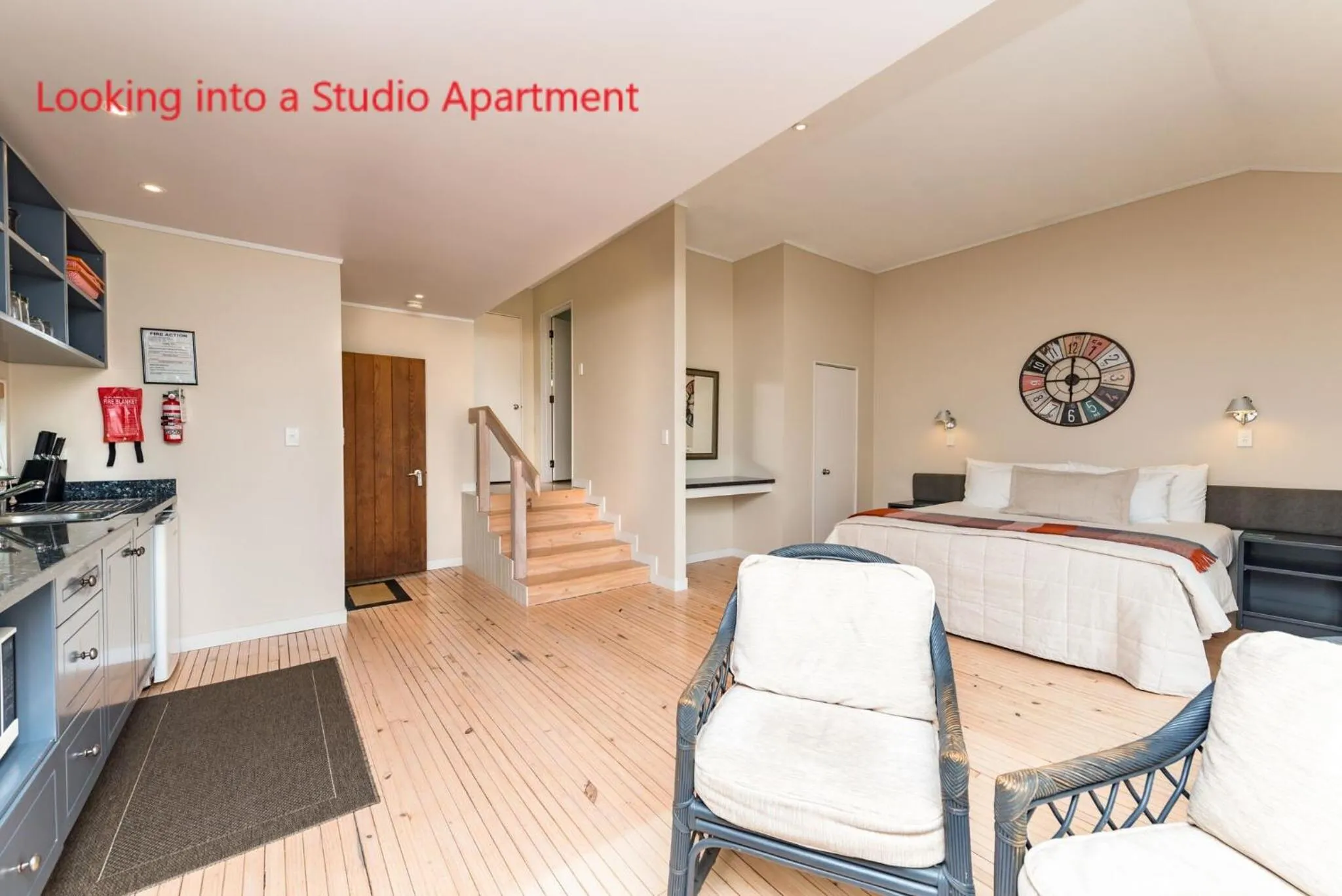 Photo of the whole room in Bay of Islands Holiday Apartments