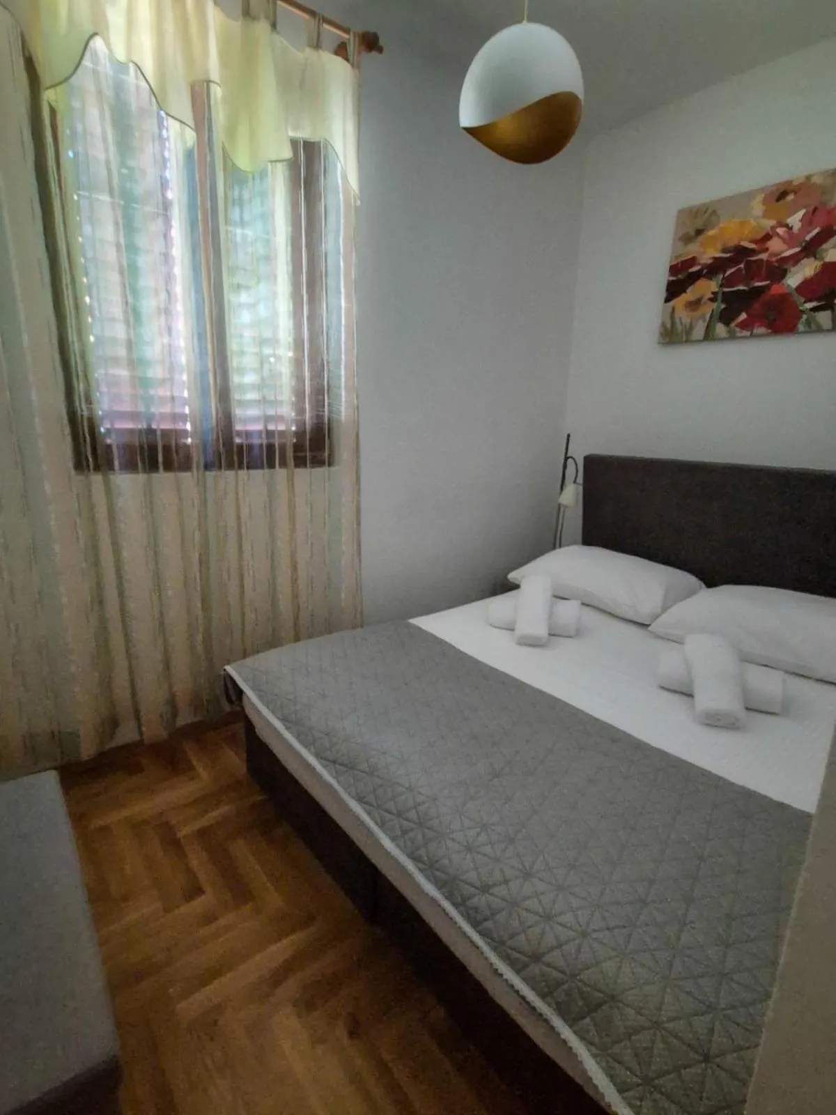 Bed in Apartments and pansion M&R