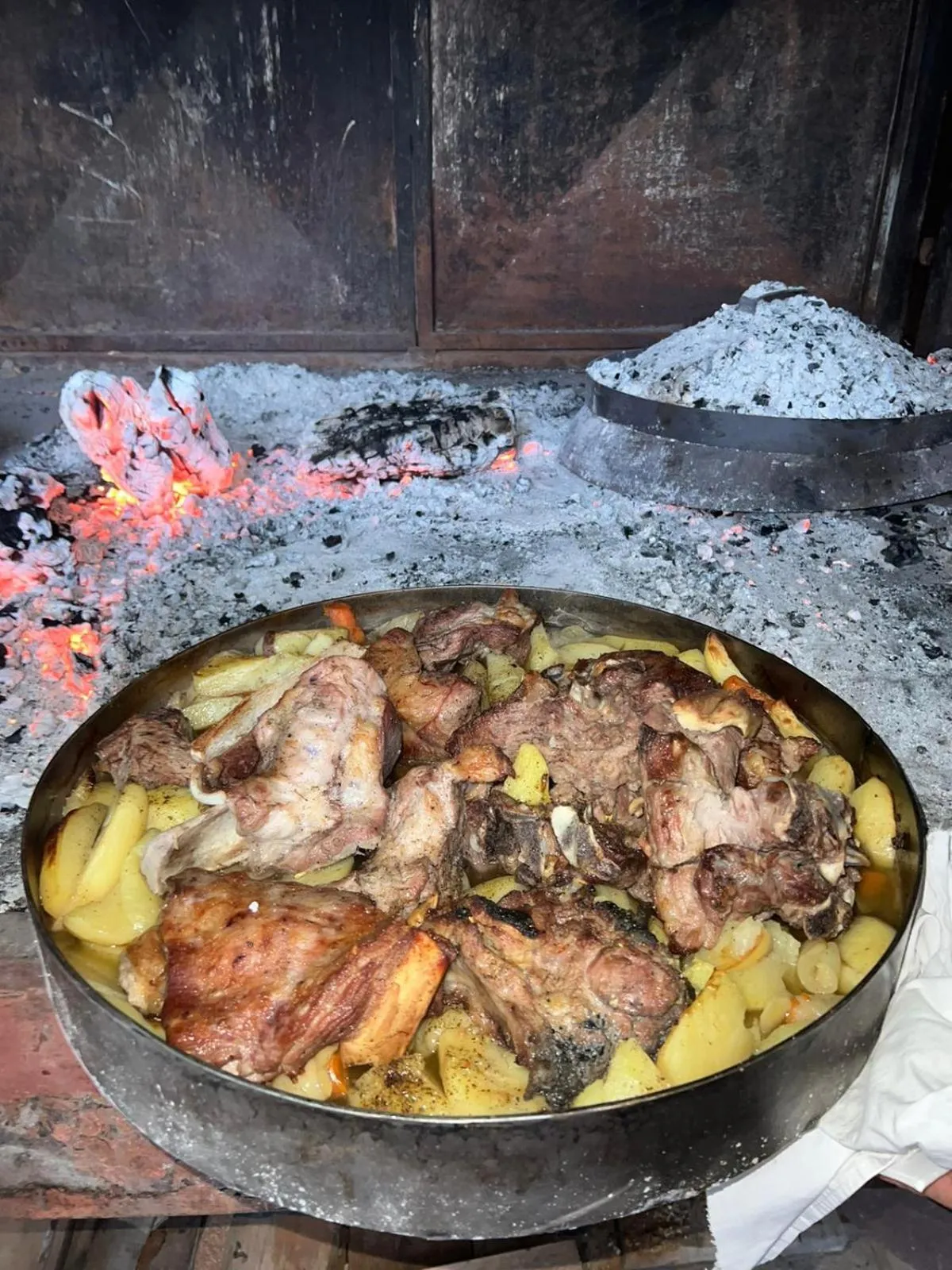 Food and drinks in Apartments and pansion M&R