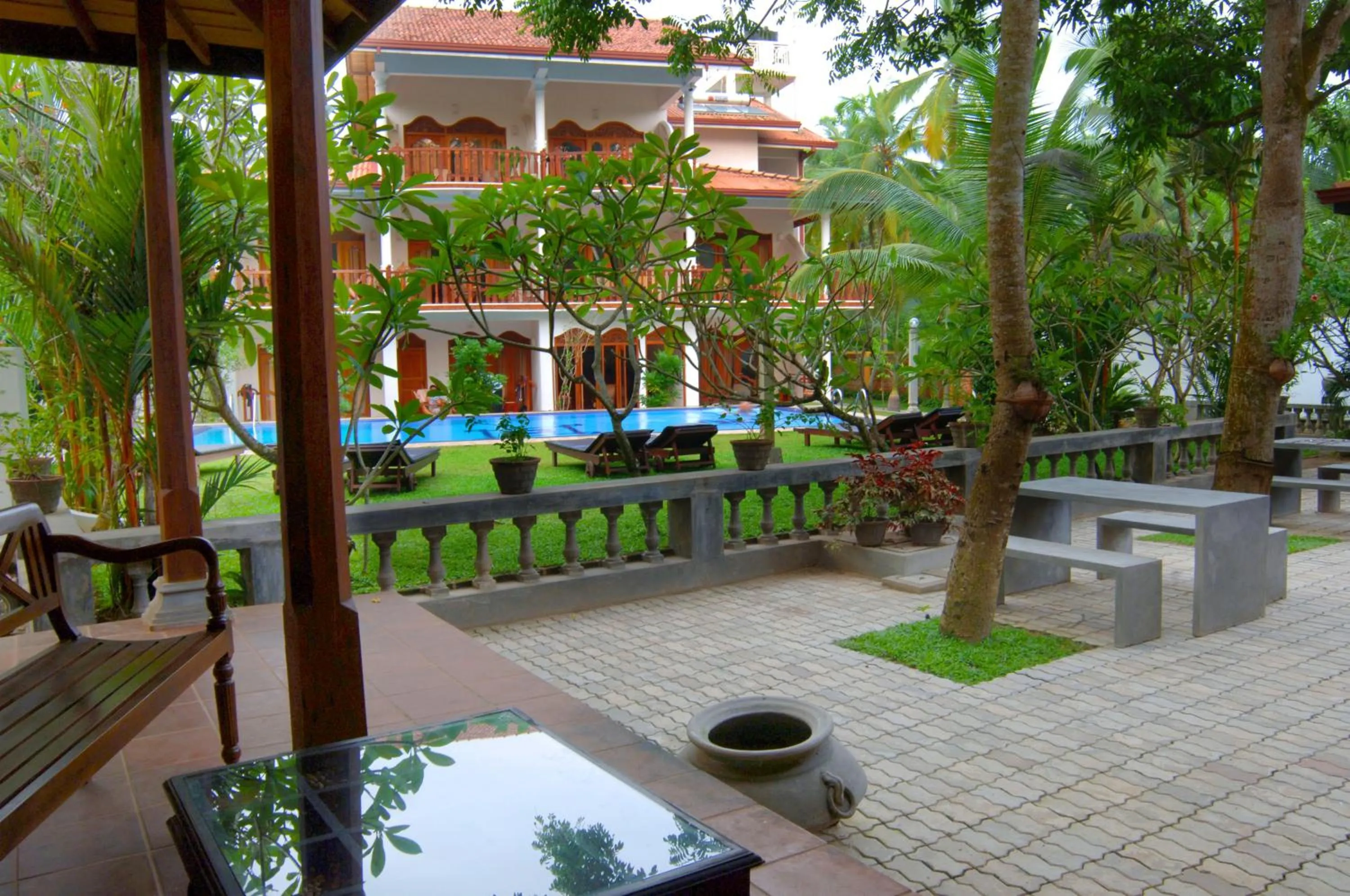 Pool view, Swimming Pool in Sandali Walauwa
