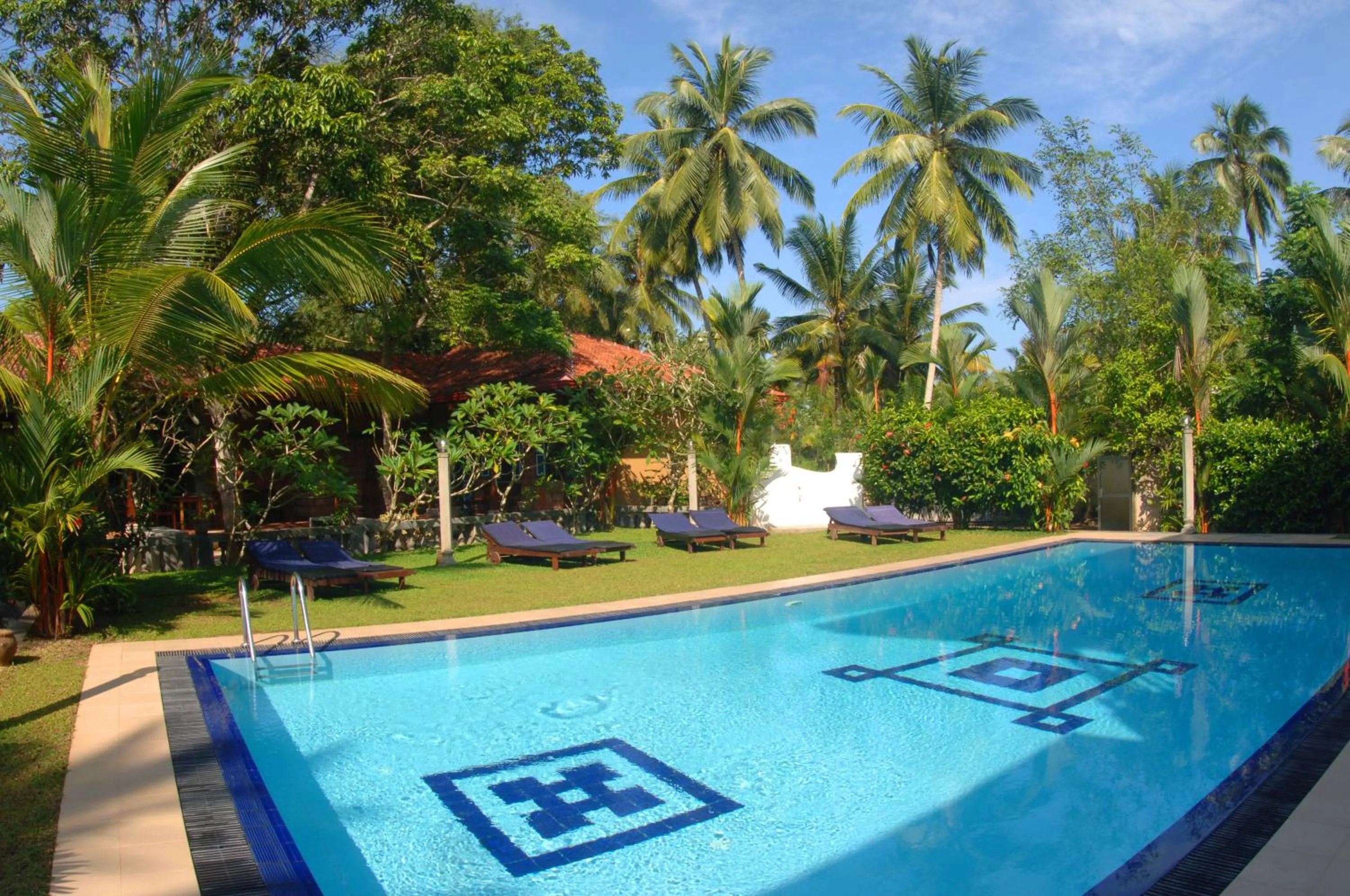 Garden, Swimming Pool in Sandali Walauwa