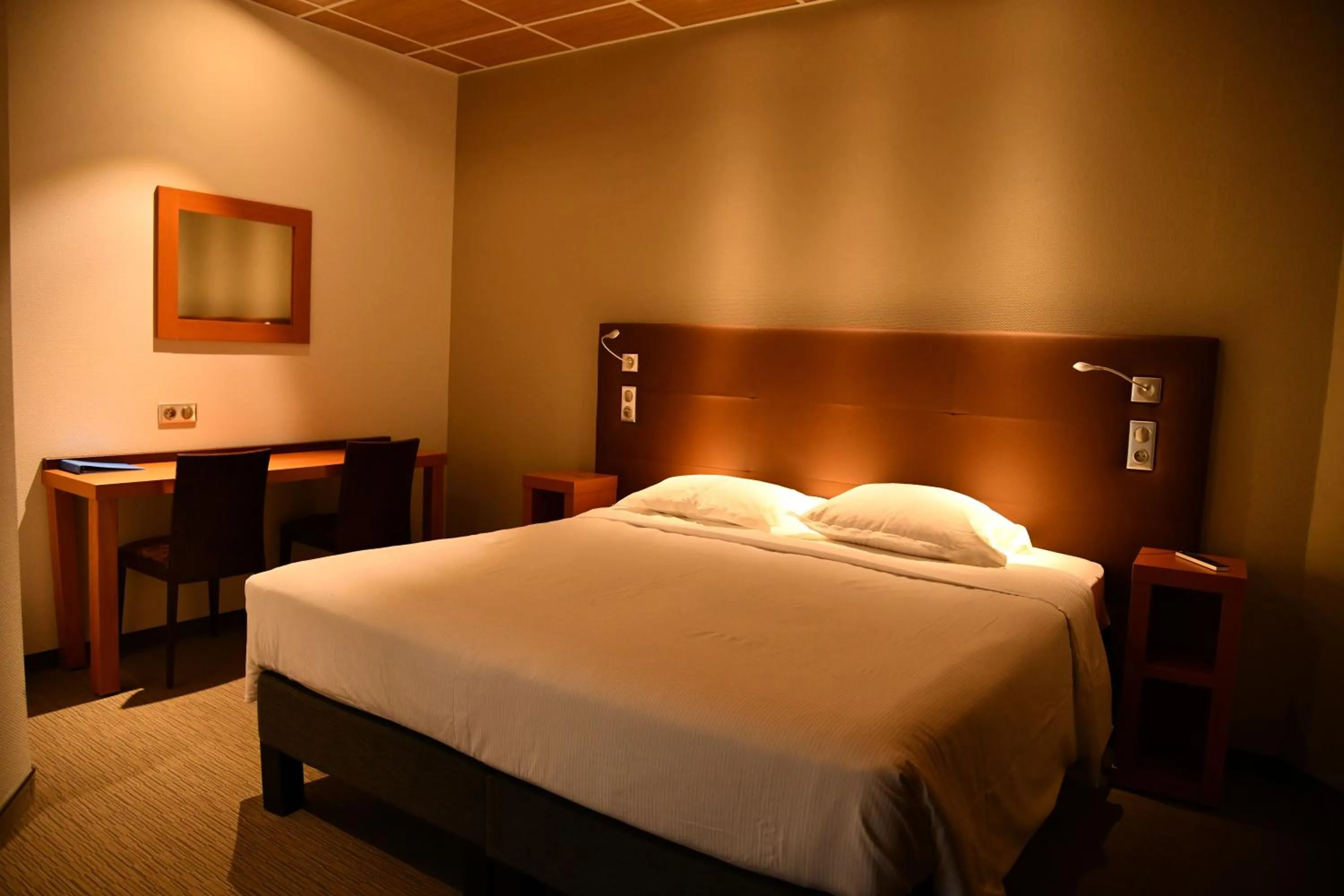 Bed in Hôtellerie Notre Dame de Lumières