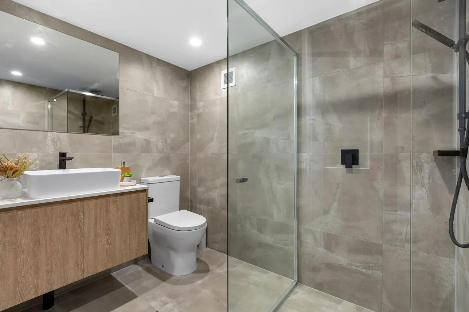 Bathroom in Horizons Holiday Apartments - OFFICIAL